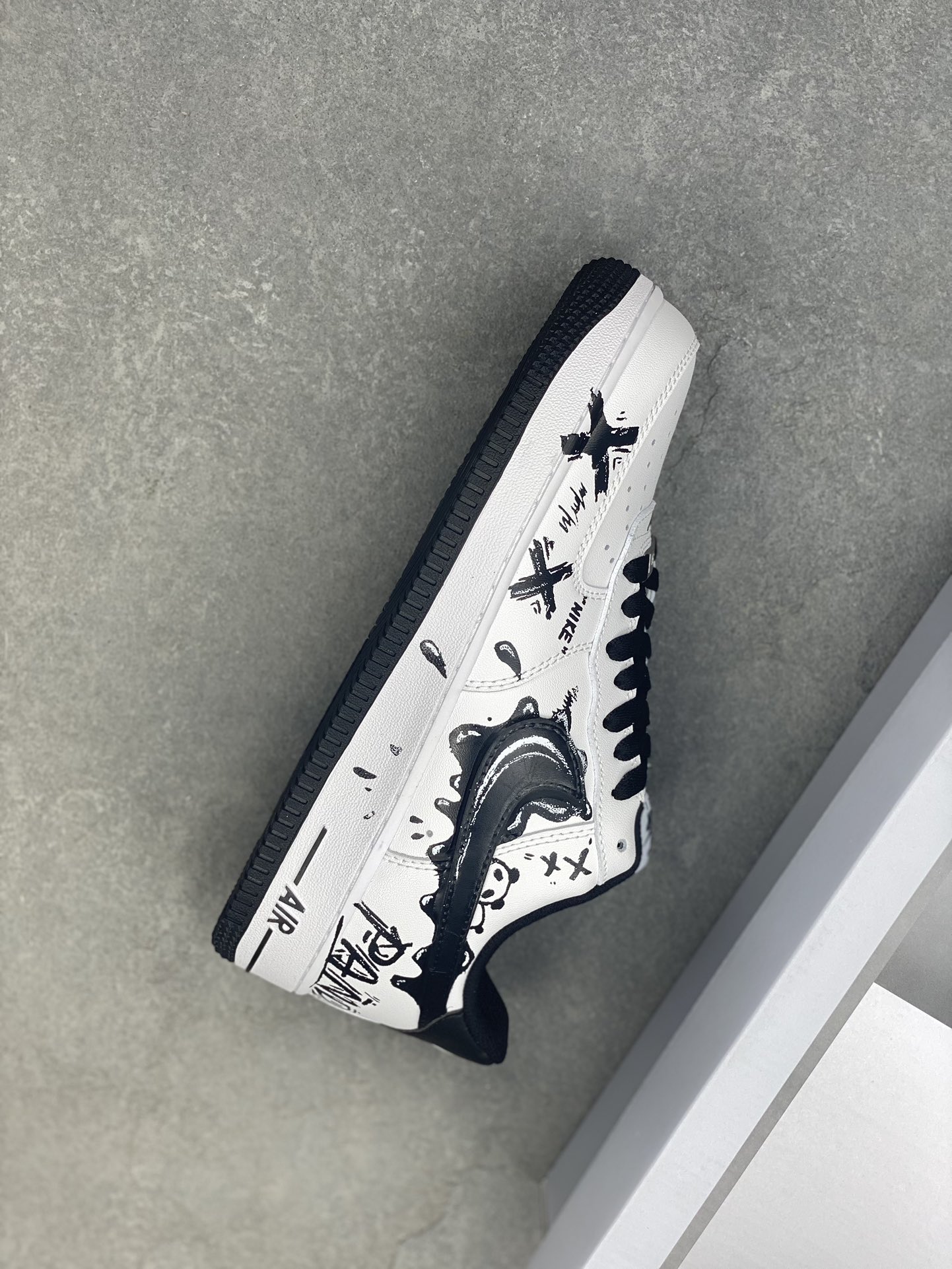 Nike Air Force 1 '07 Custom Panda Graffiti Sneakers - Black & White 8 i1720644842 2158 0