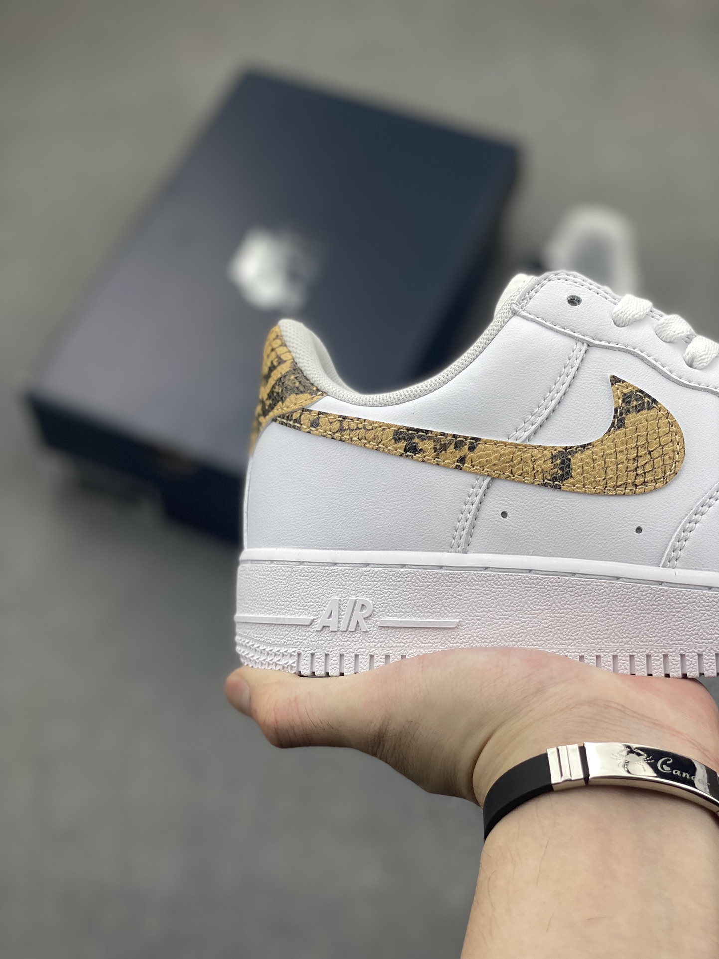 Nike Air Force 1 Low White Snakeskin Casual Sneakers AO1635-100 6 i1720645191 1659 8