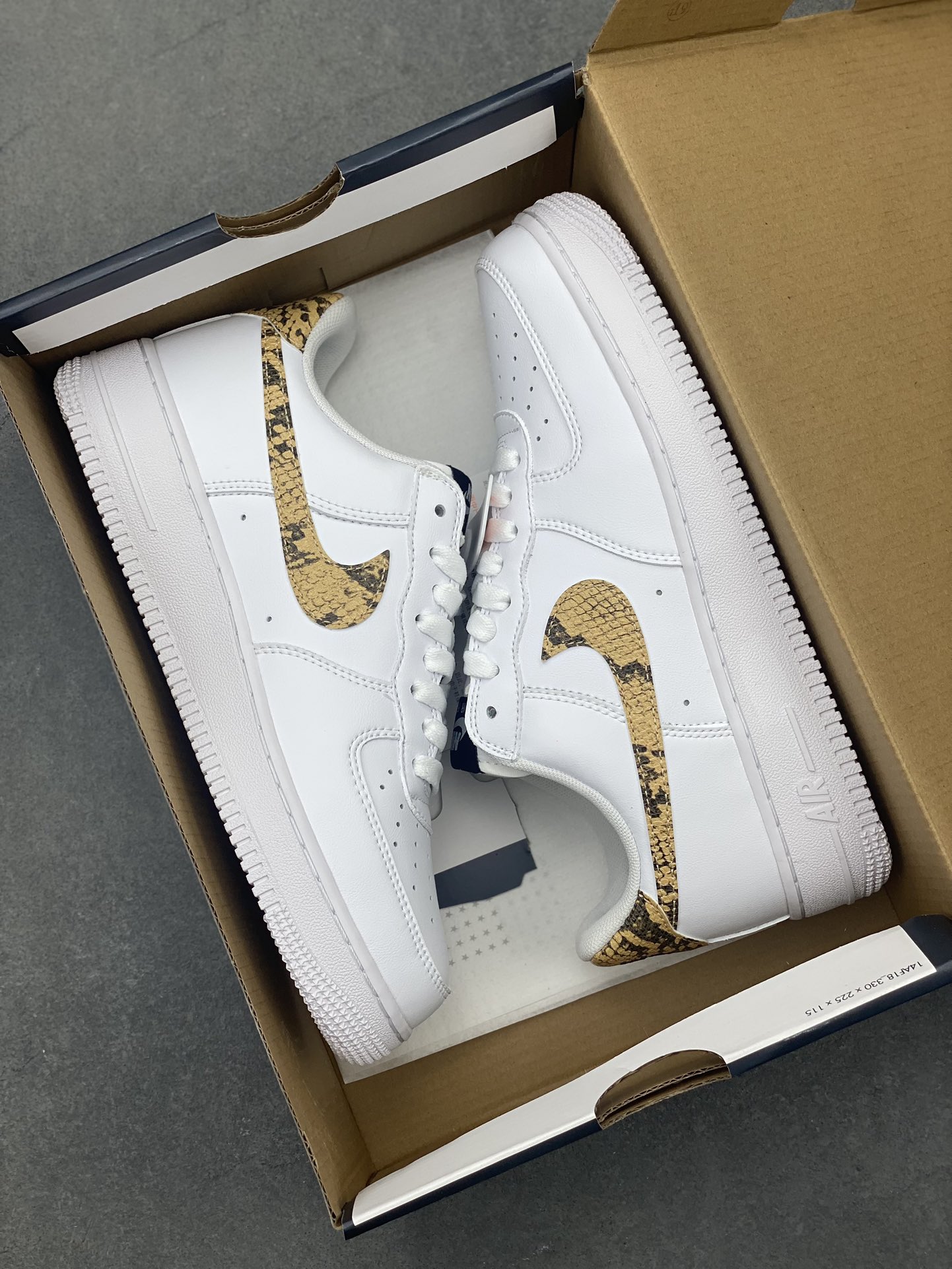 Nike Air Force 1 Low White Snakeskin Casual Sneakers AO1635-100 10 i1720645191 3877 6