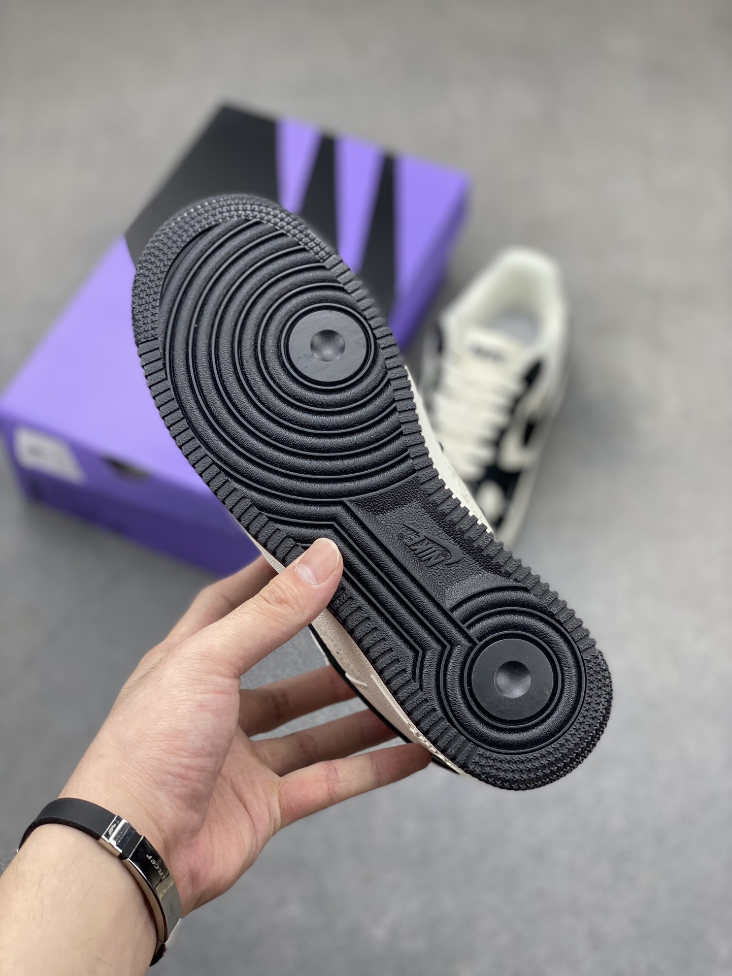 Nike Air Force 1 '07 Low BAPE 7 i1720728092 4173 8