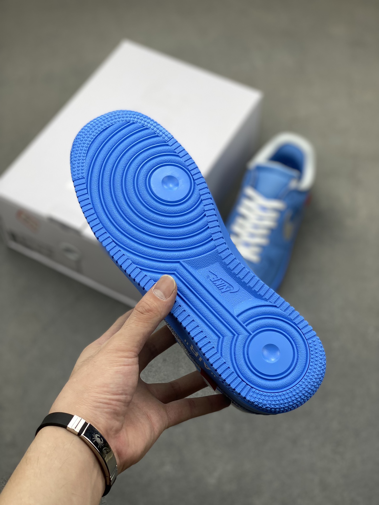 OW x NK AF1 MCA Blue Art Museum Collab Sneakers Low-top Trainers 7 i1720811692 4750 7