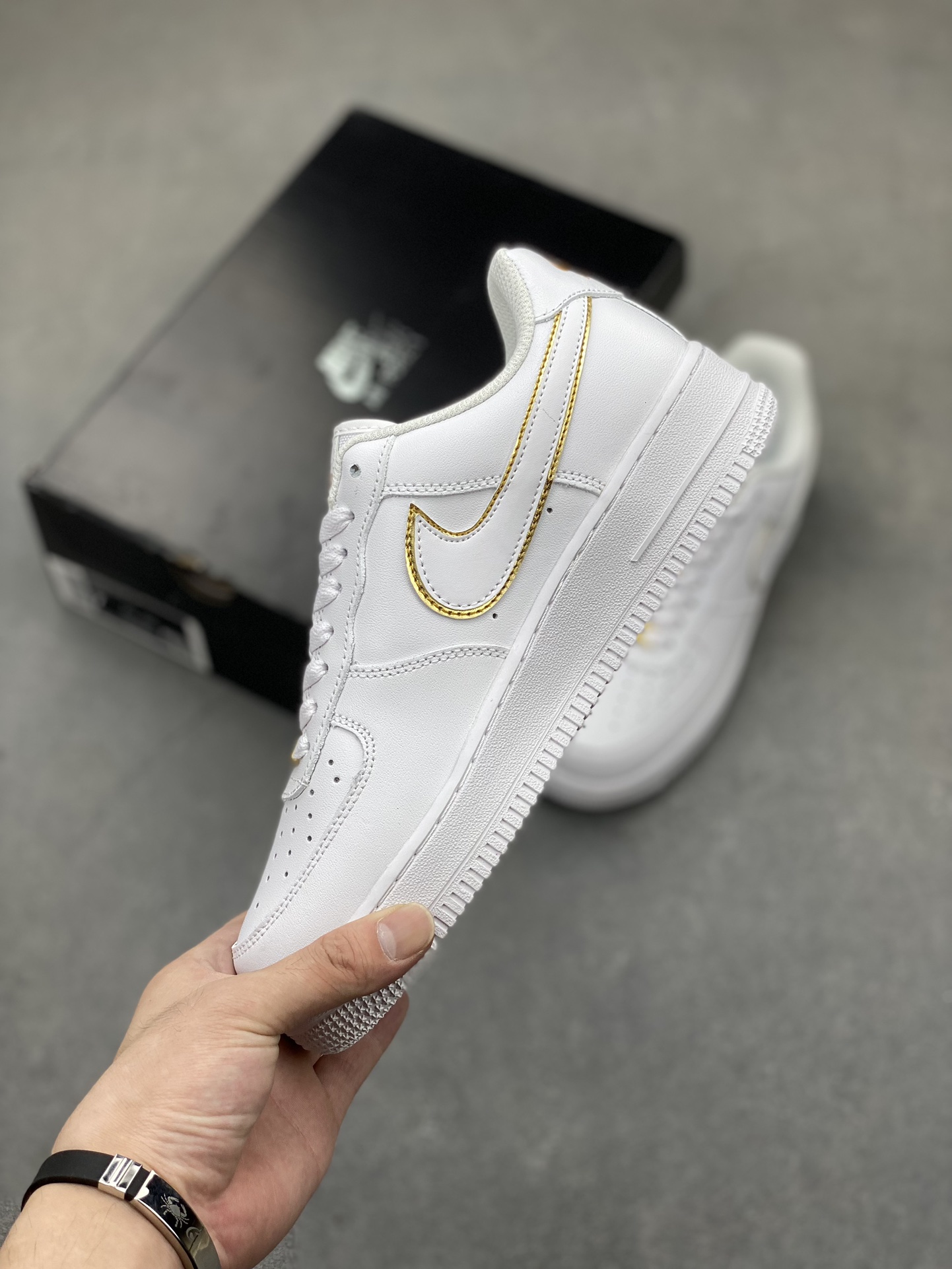 Nike Air Force 1 Low White/Gold Stitching Premium Leather Sneakers 4 i1720811949 6092 1
