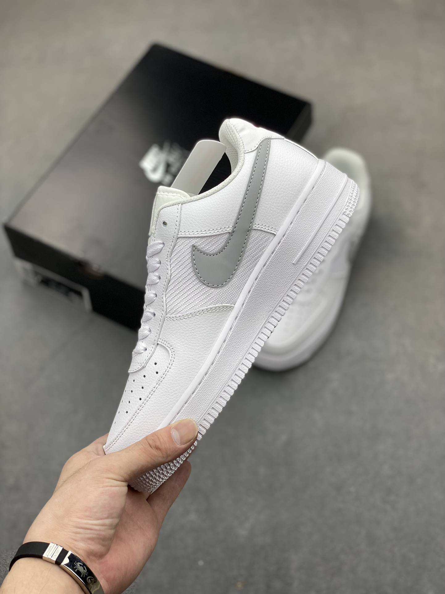 Nike Air Force 1 Low White/Grey - Clean Cut, Perfect Details & Comfort 4 i1720812302 3200 8