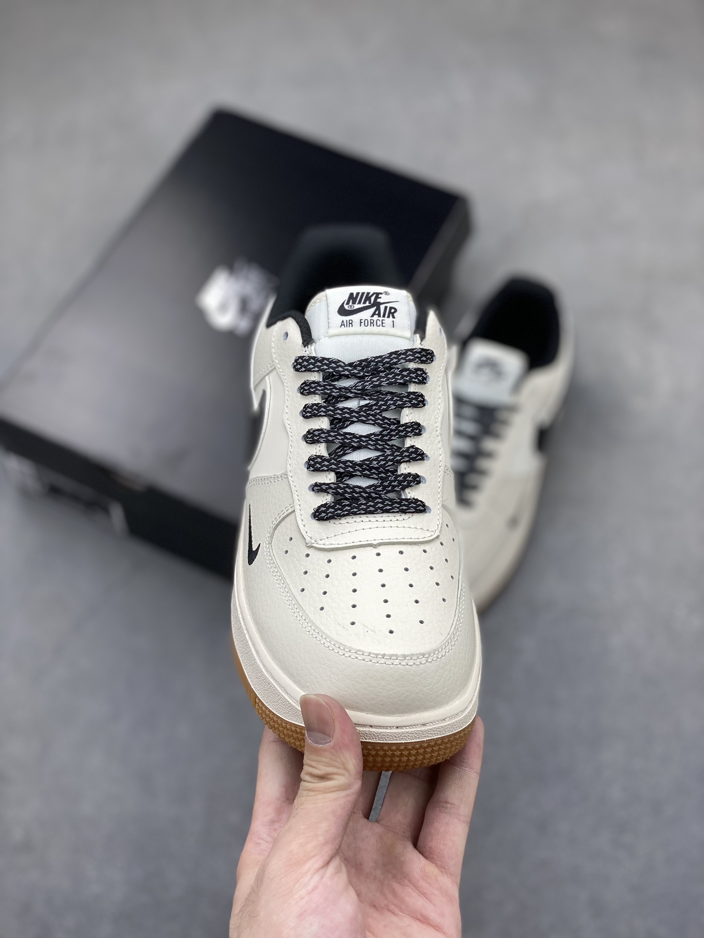 Nike Air Force 1 Low Cut-Edge Leather Sneakers - Premium Comfort & Style 3 i1720812337 1719 7