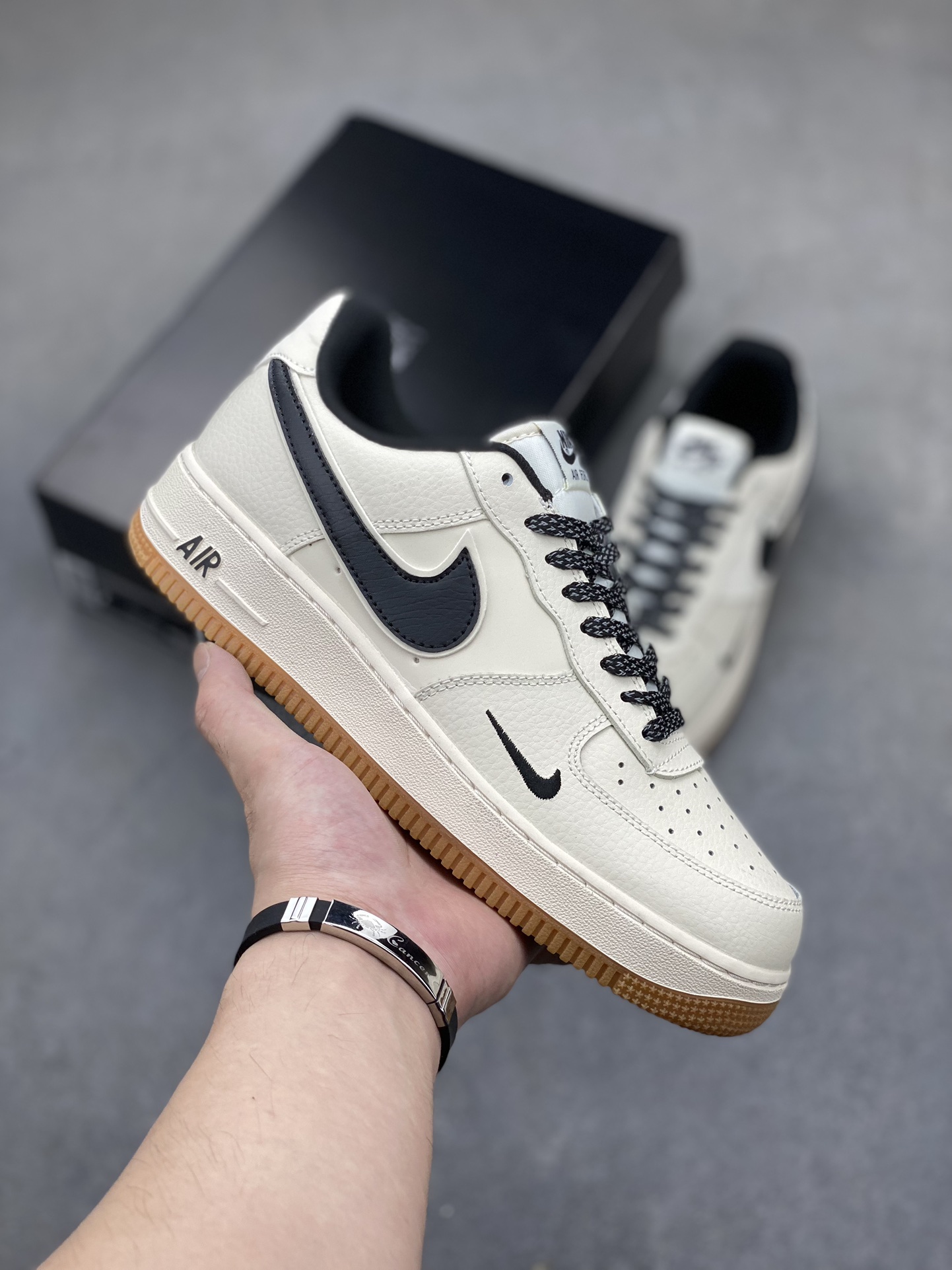 Nike Air Force 1 Low Cut-Edge Leather Sneakers - Premium Comfort & Style 2 i1720812337 2262 3