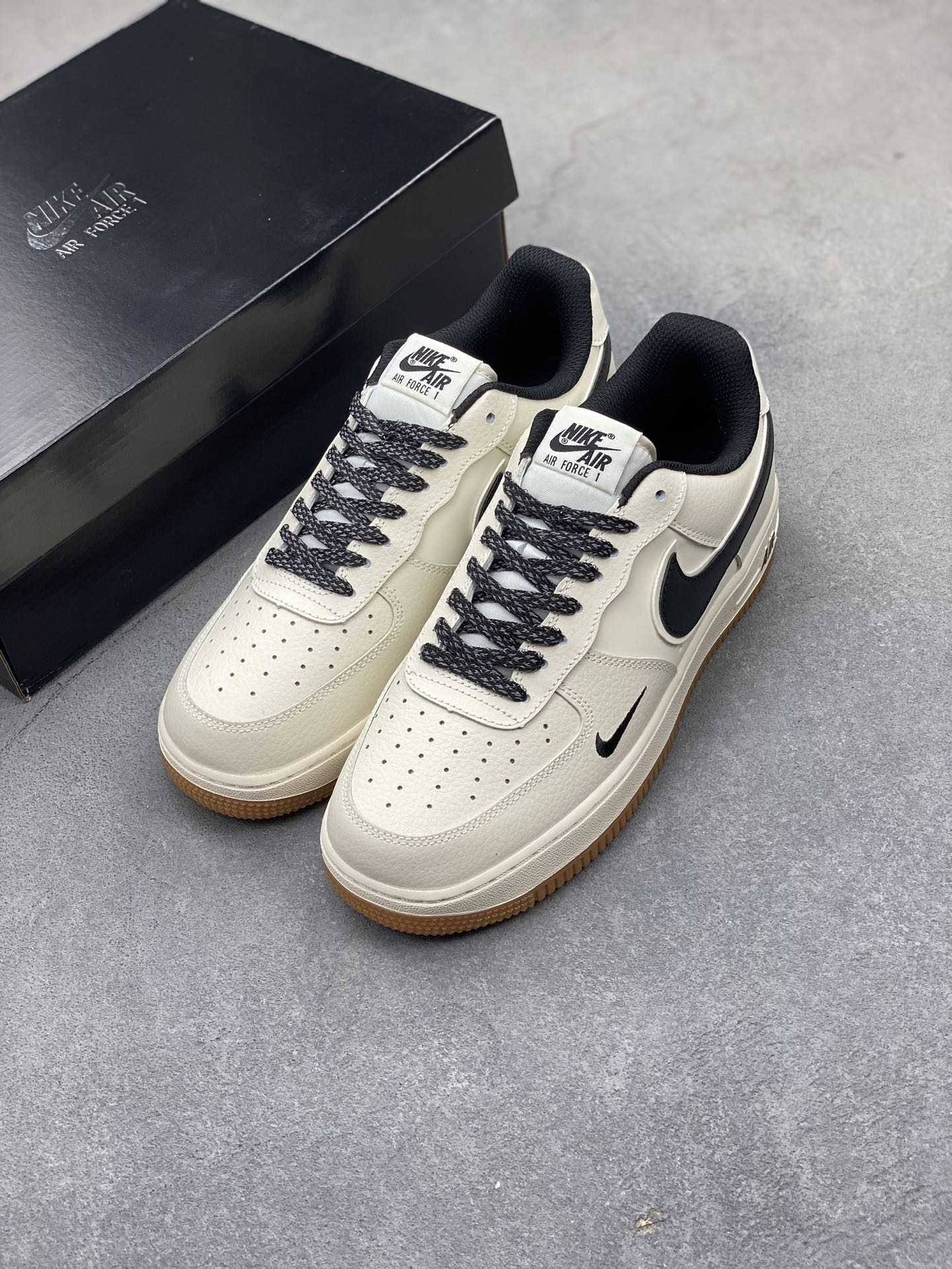 Nike Air Force 1 Low Cut-Edge Leather Sneakers - Premium Comfort & Style 9 i1720812337 3119 4