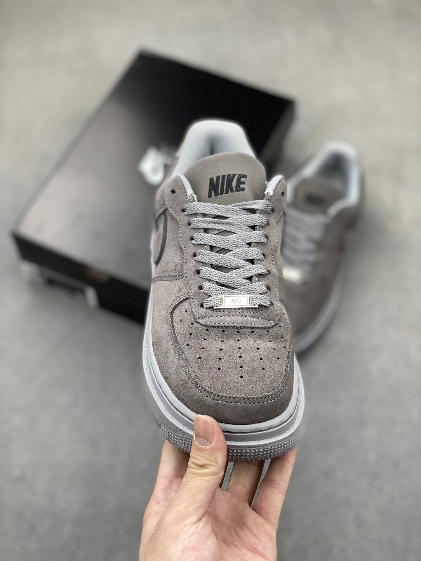 Nike Air Force 1 Low Grey Suede Women's Shoes DA8478-300 3 i1720812373 8042 1