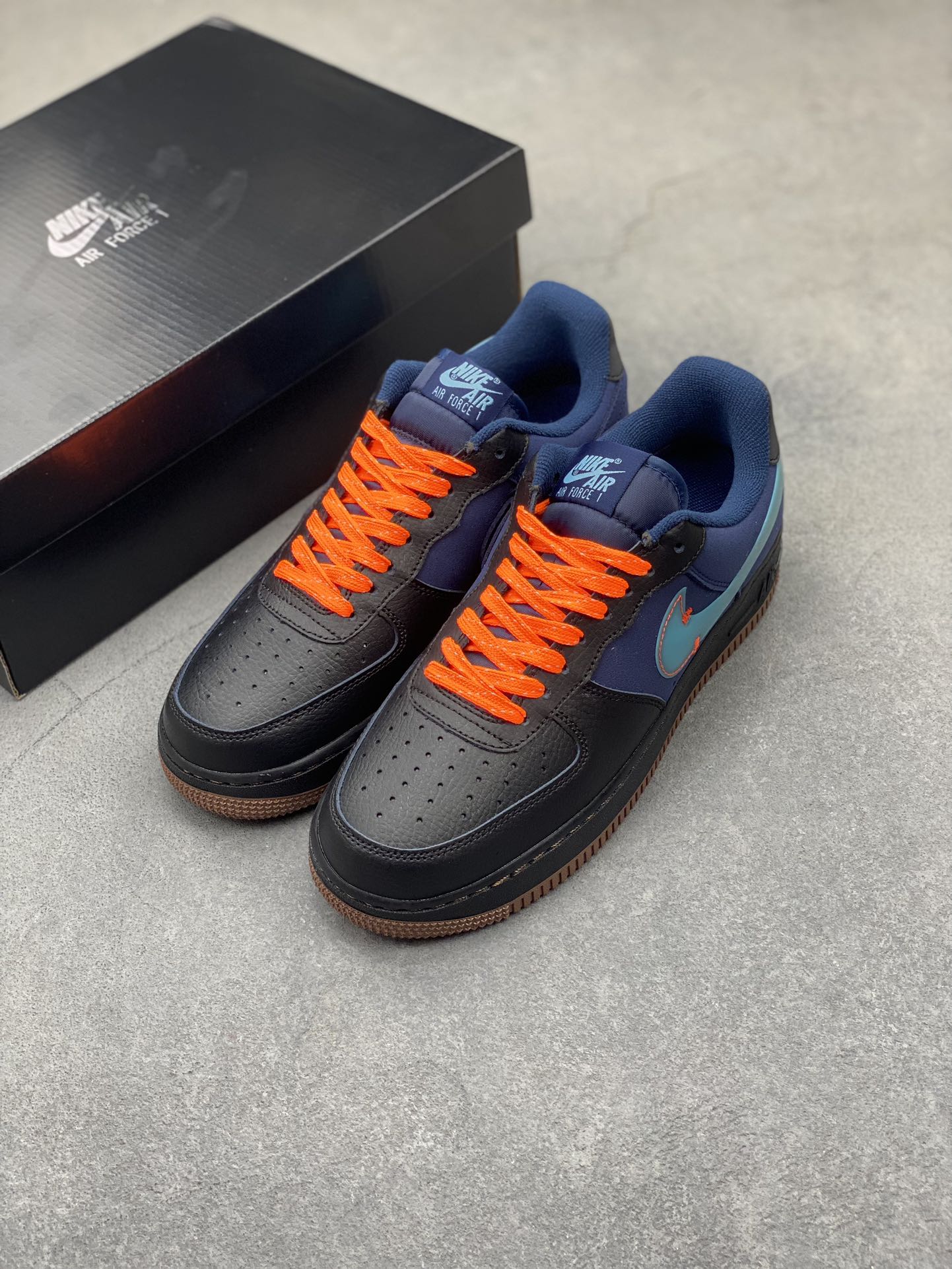 Nike Air Force 1 Low Black/Gum Bottom with Detachable Swoosh CQ6367-001 9 i1720812422 3842 8