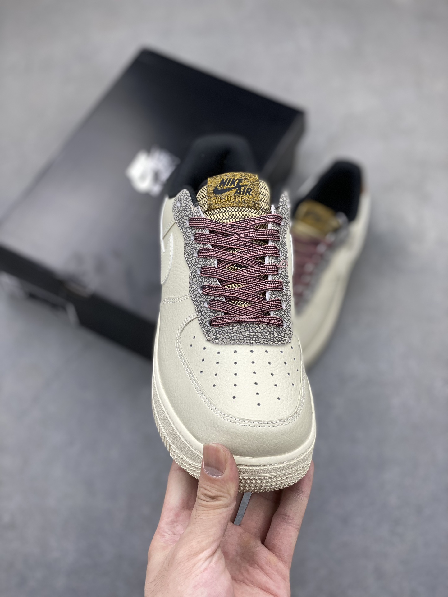 Nike Air Force 1 Low Cut Leather Sneakers - Clean Detailing, Perfect Fit 3 i1720812562 4817 6