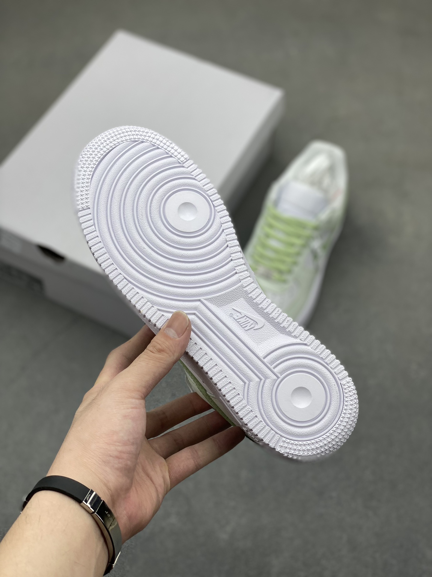 Nike Air Force 1 Low '07 'Sweet Heart' Custom Sneakers - Green Apple 7 i1720890777 7494 3