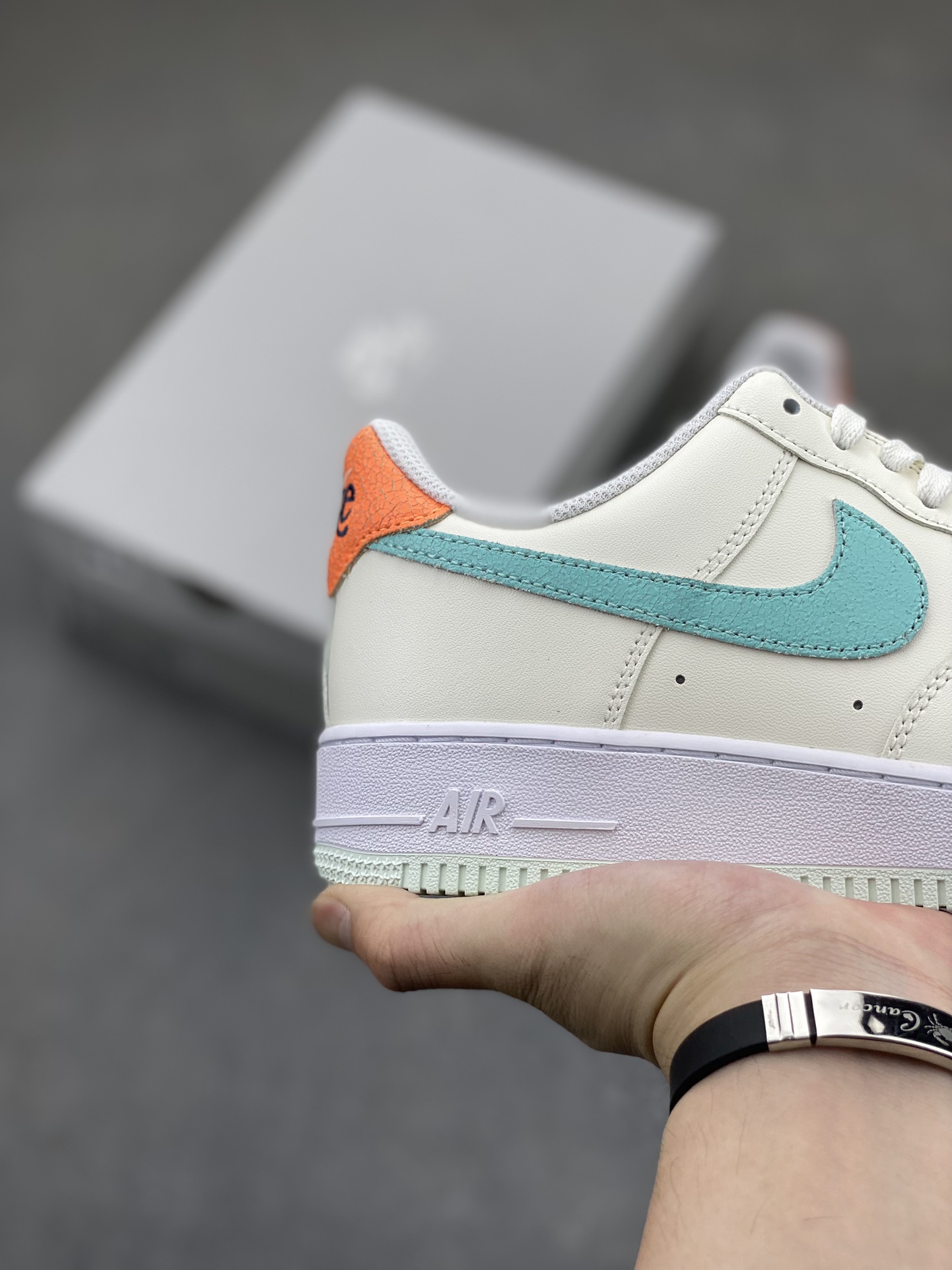 Nike Air Force 1 Low Casual Sneakers - Versatile, Comfortable, and Stylish 6 i1720890847 8795 1