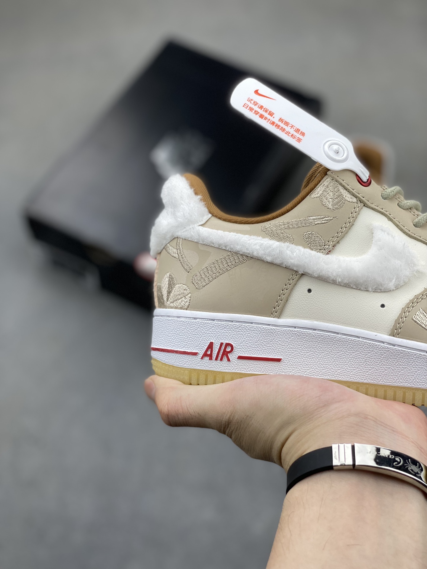 Nike Air Force 1 '07 Low Sneakers - Premium Comfort and Stylish Design 6 i1720891624 2051 0