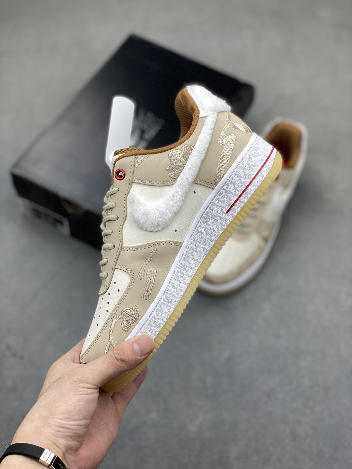 Nike Air Force 1 '07 Low Sneakers - Premium Comfort and Stylish Design 4 i1720891624 4202 7