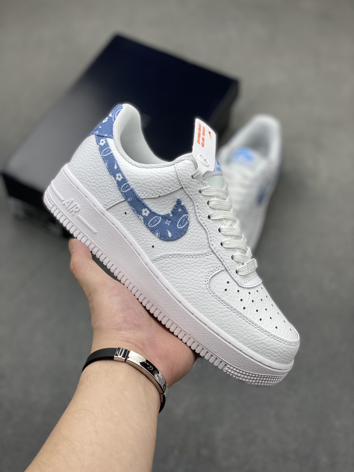 Nike Air Force 1 '07 Low White Paisley Casual Shoes DH4406-100 2 i1720891986 4386 5
