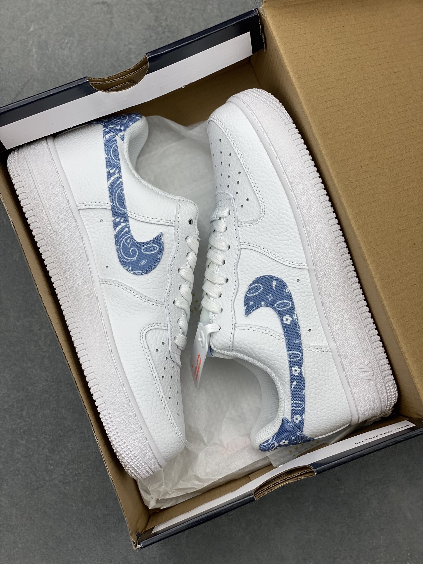 Nike Air Force 1 '07 Low White Paisley Casual Shoes DH4406-100 10 i1720891986 5351 7