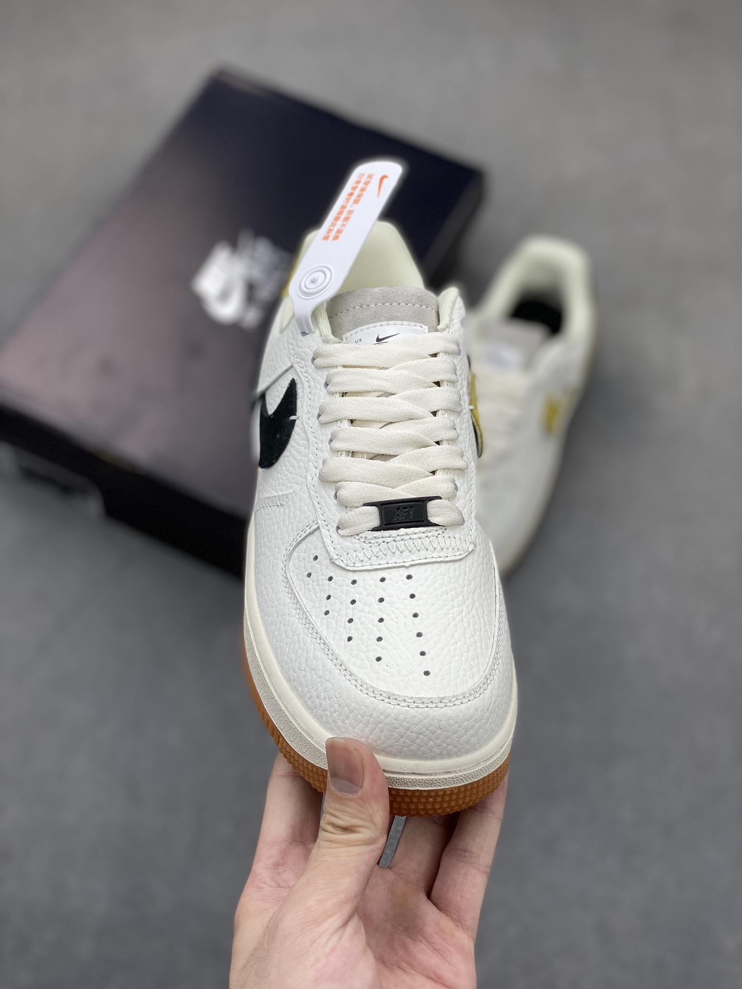 Nike Air Force 1 '07 Low Sneakers - Timeless Style & Ultimate Comfort 3 i1720892092 3496 0