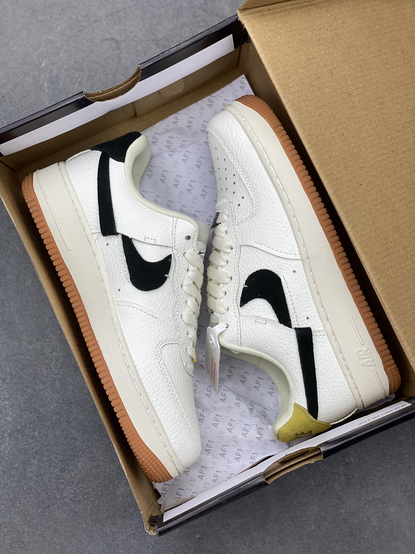 Nike Air Force 1 '07 Low Sneakers - Timeless Style & Ultimate Comfort 10 i1720892092 5615 6