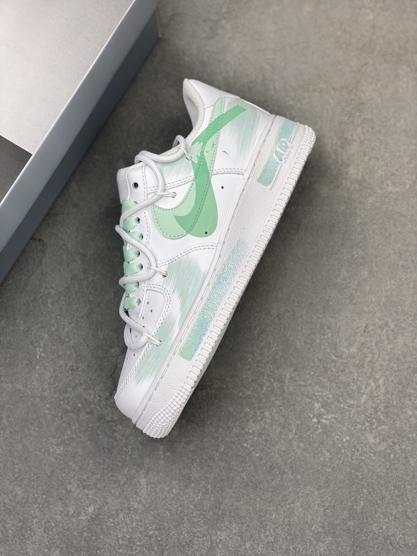 Nike Air Force 1 Low '07 Custom Anime Edition Sneakers 8 i1720984853 5970 2