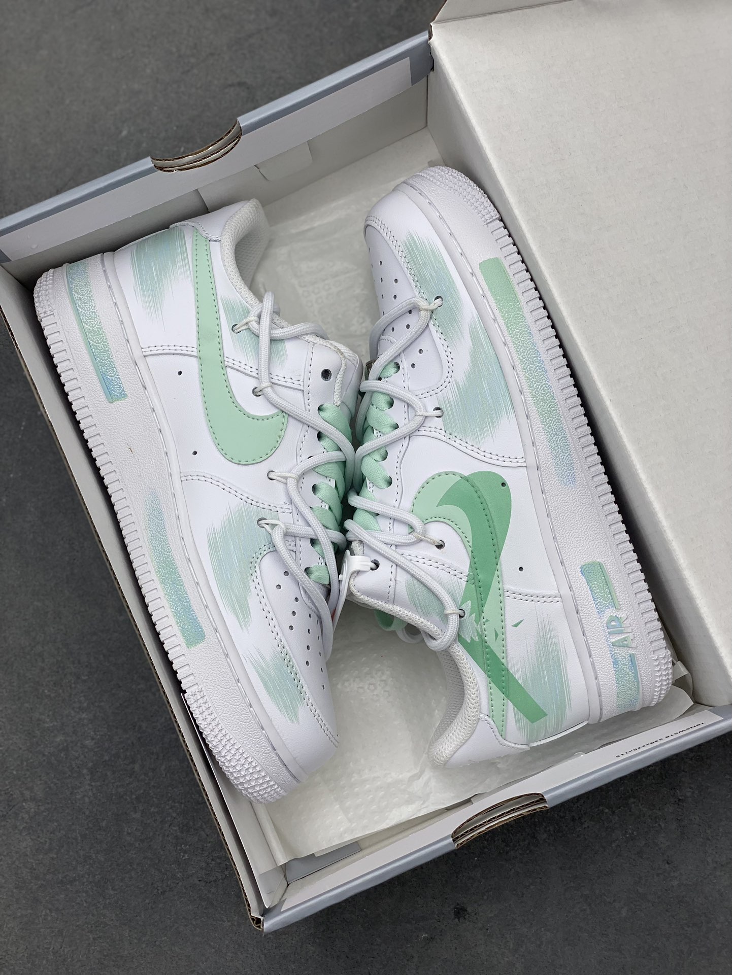 Nike Air Force 1 Low '07 Custom Anime Edition Sneakers 10 i1720984853 6349 4