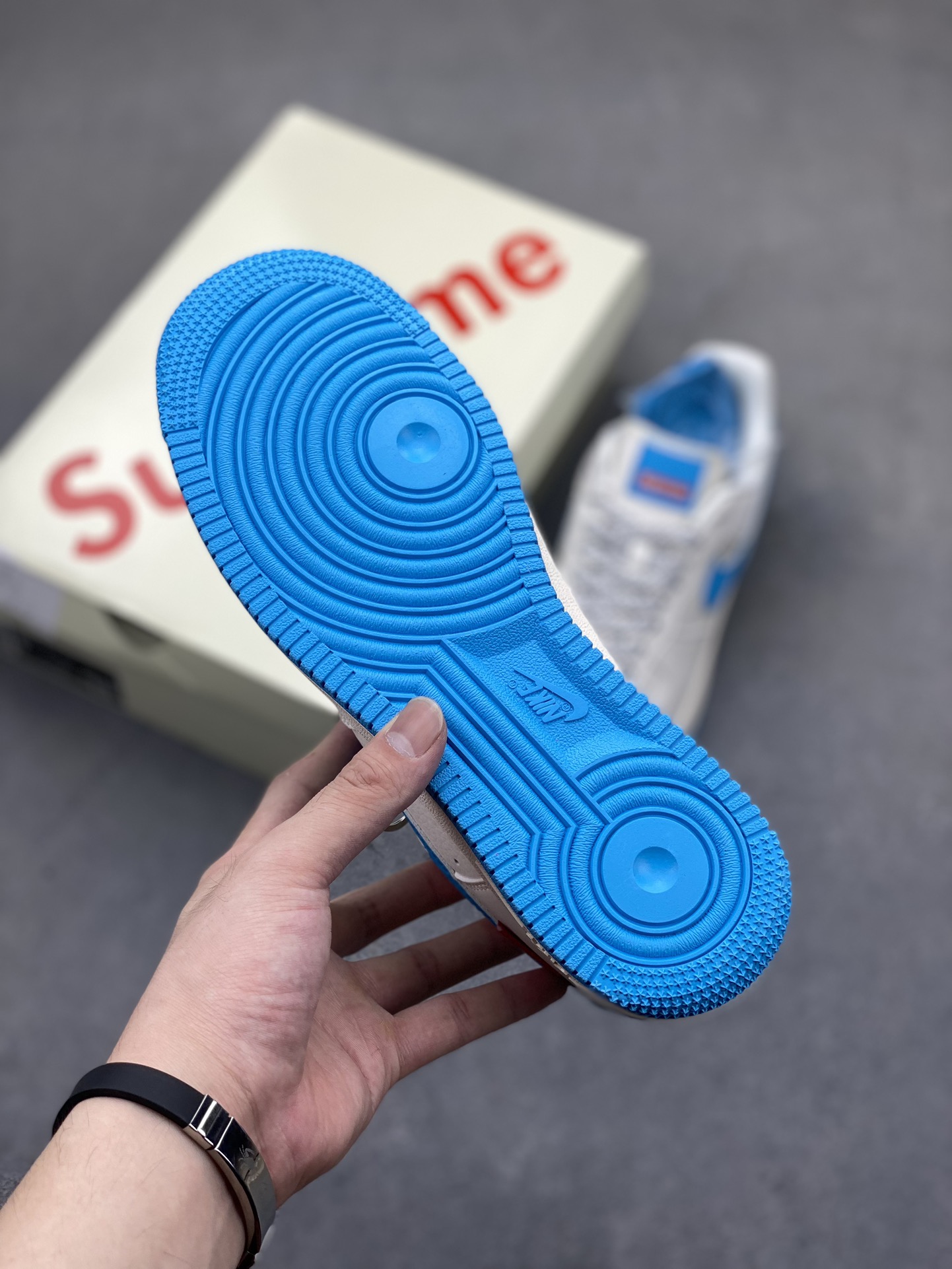 Nike Air Force 1 '07 Low Supreme Collab Lake Blue Limited Edition 7 i1720984907 6731 5