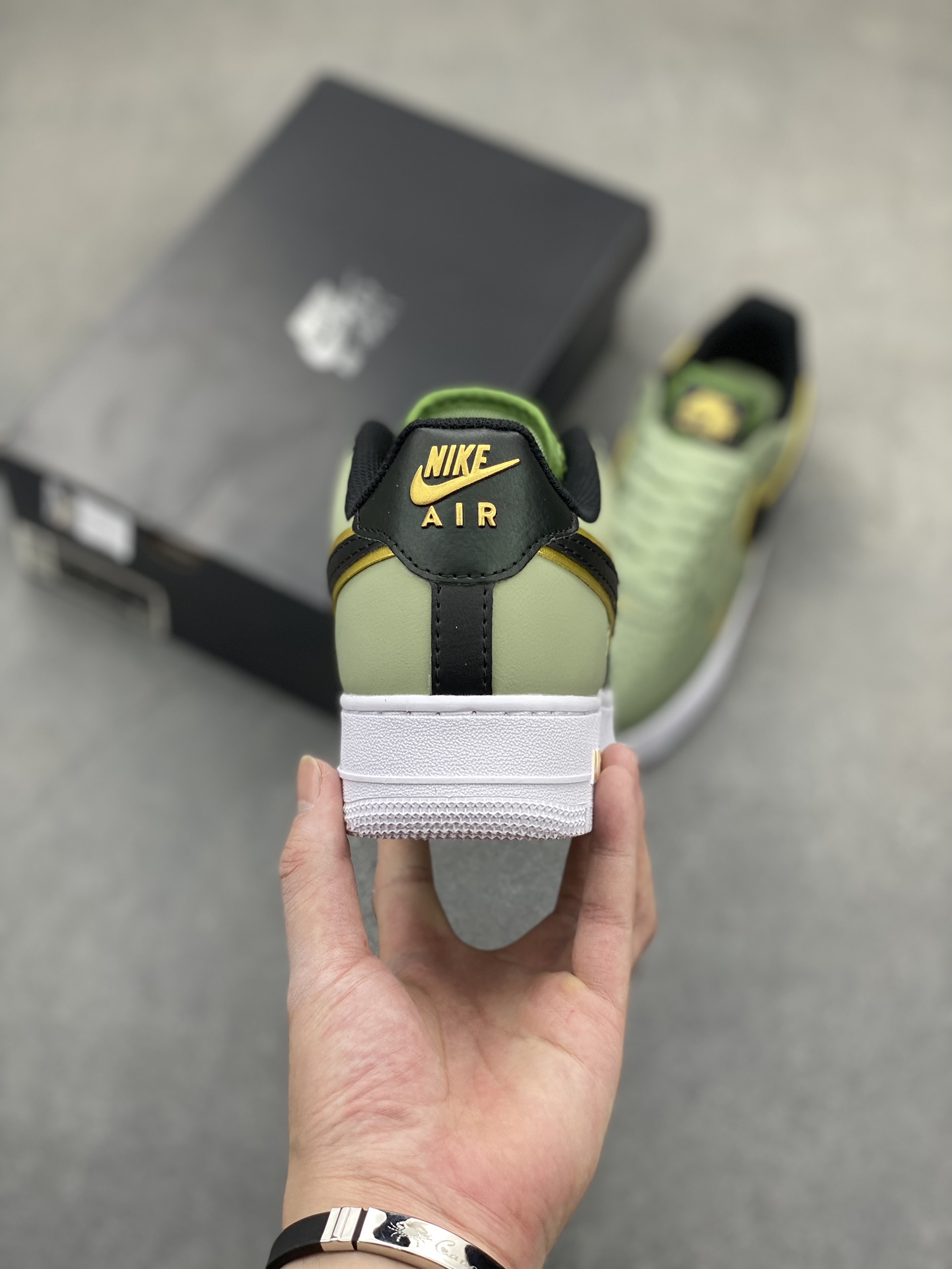 Nike Air Force 1 Low Olive Green: Pristine Craftsmanship & Comfort 5 i1720985299 6505 5