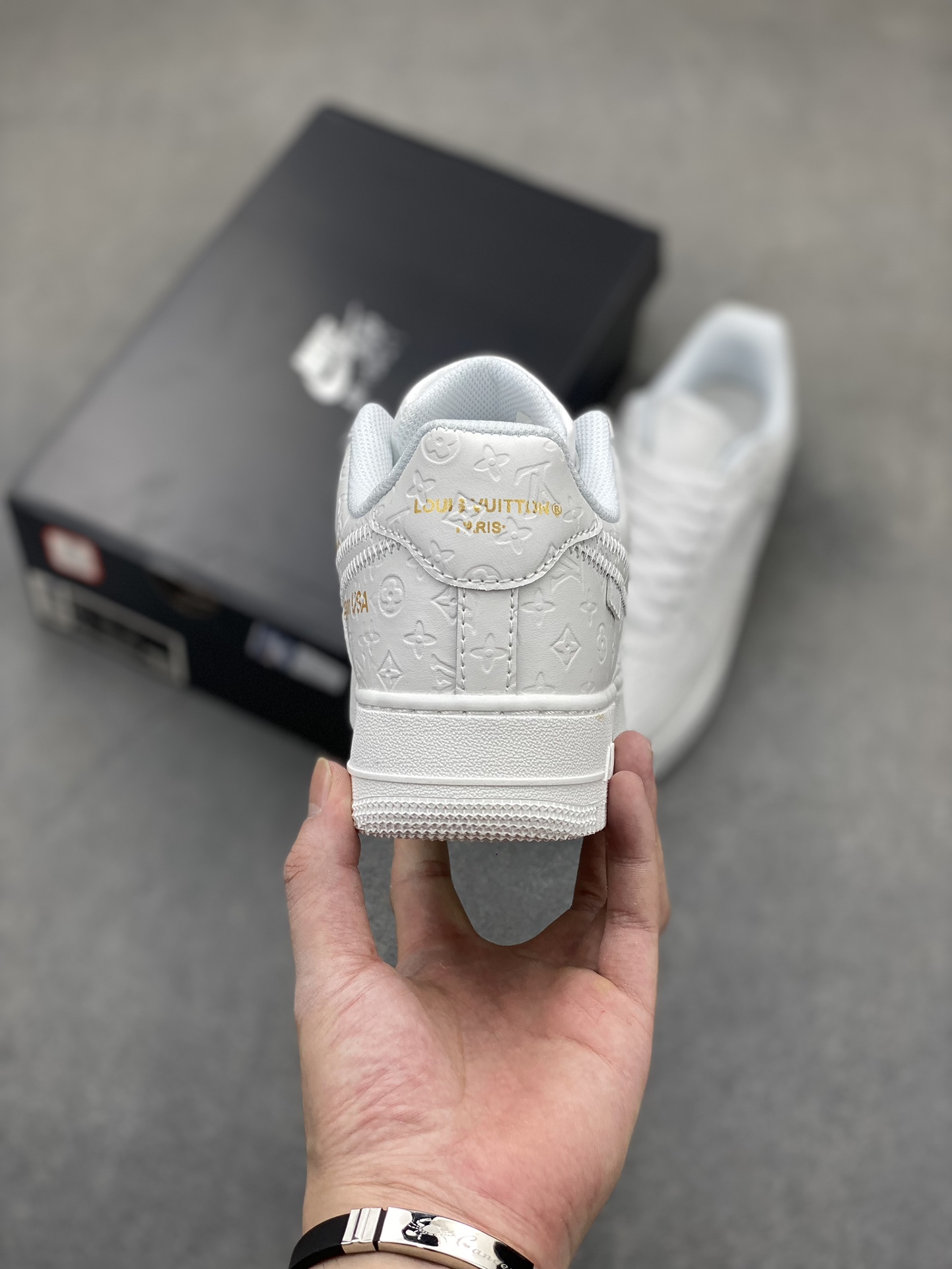 Nike Air Force 1 Low White Leather with Monogram Detail - Premium Quality 5 i1720985531 2259 4