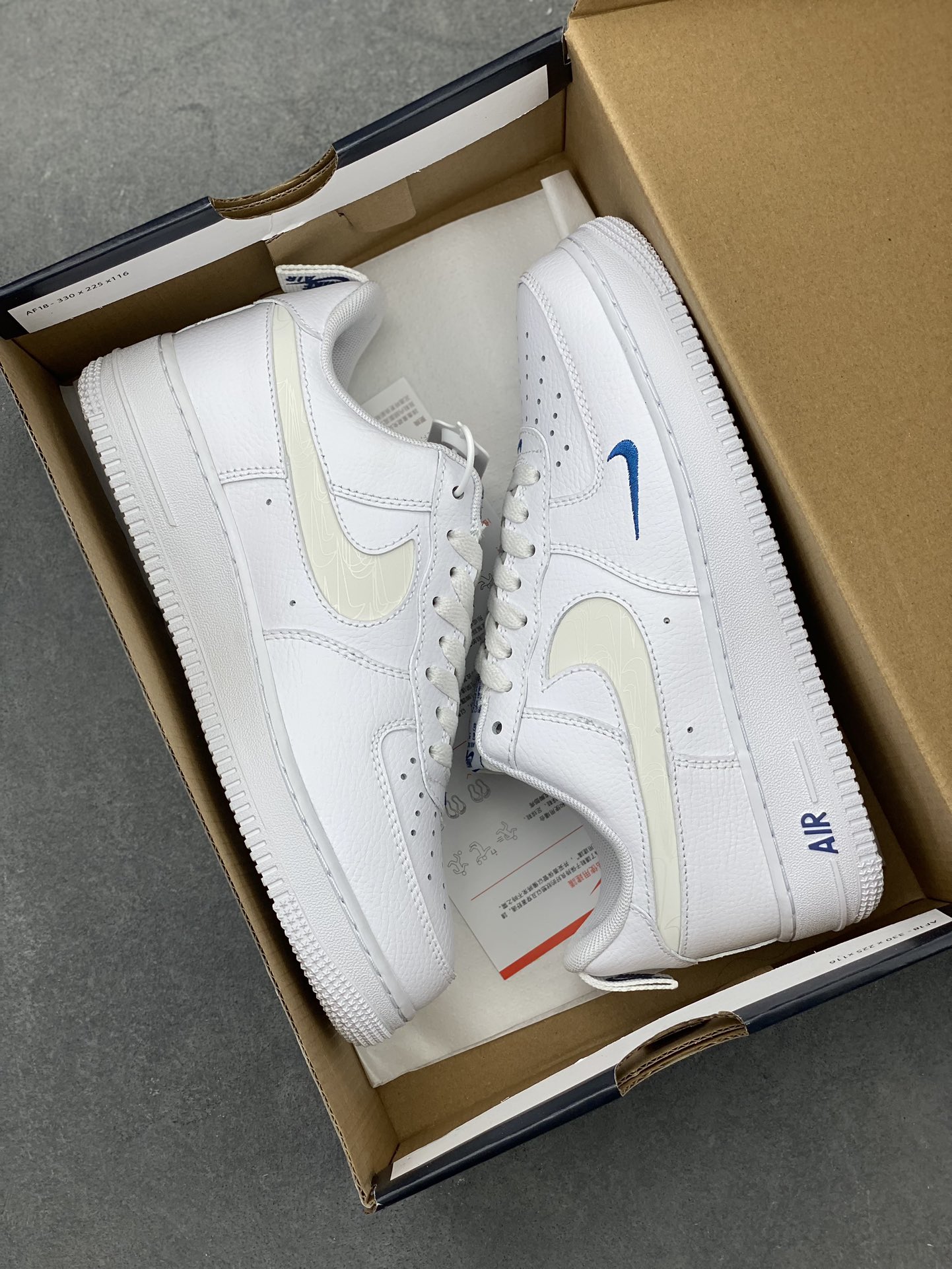 Nike Air Force 1 '07 Louis Vuitton Edition White Blue Low-Top Sneakers 10 i1721067312 1878 1