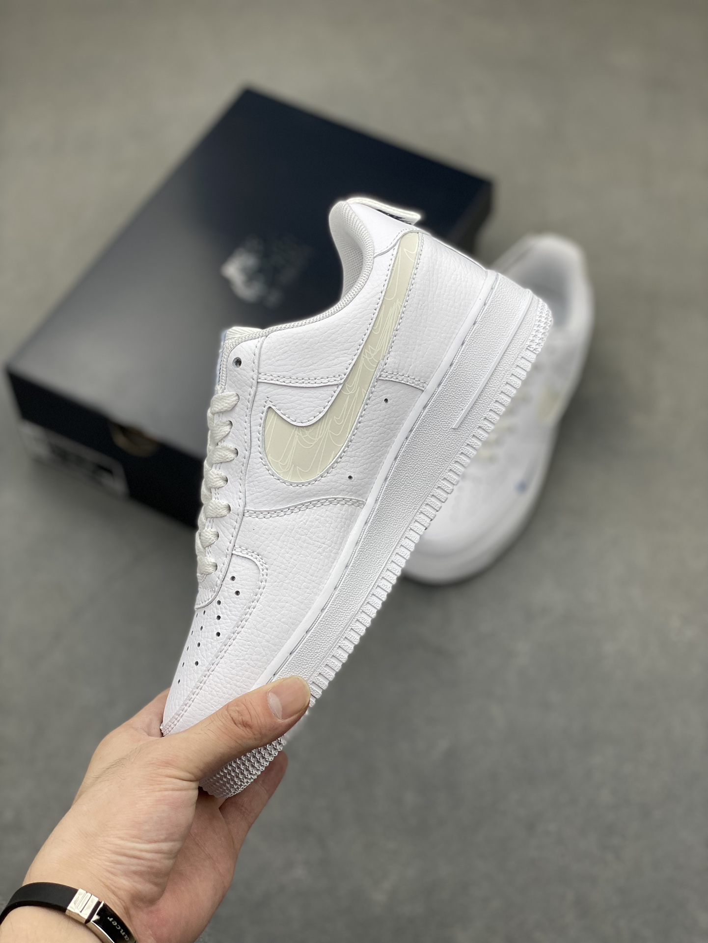 Nike Air Force 1 '07 Louis Vuitton Edition White Blue Low-Top Sneakers 4 i1721067313 6545 5