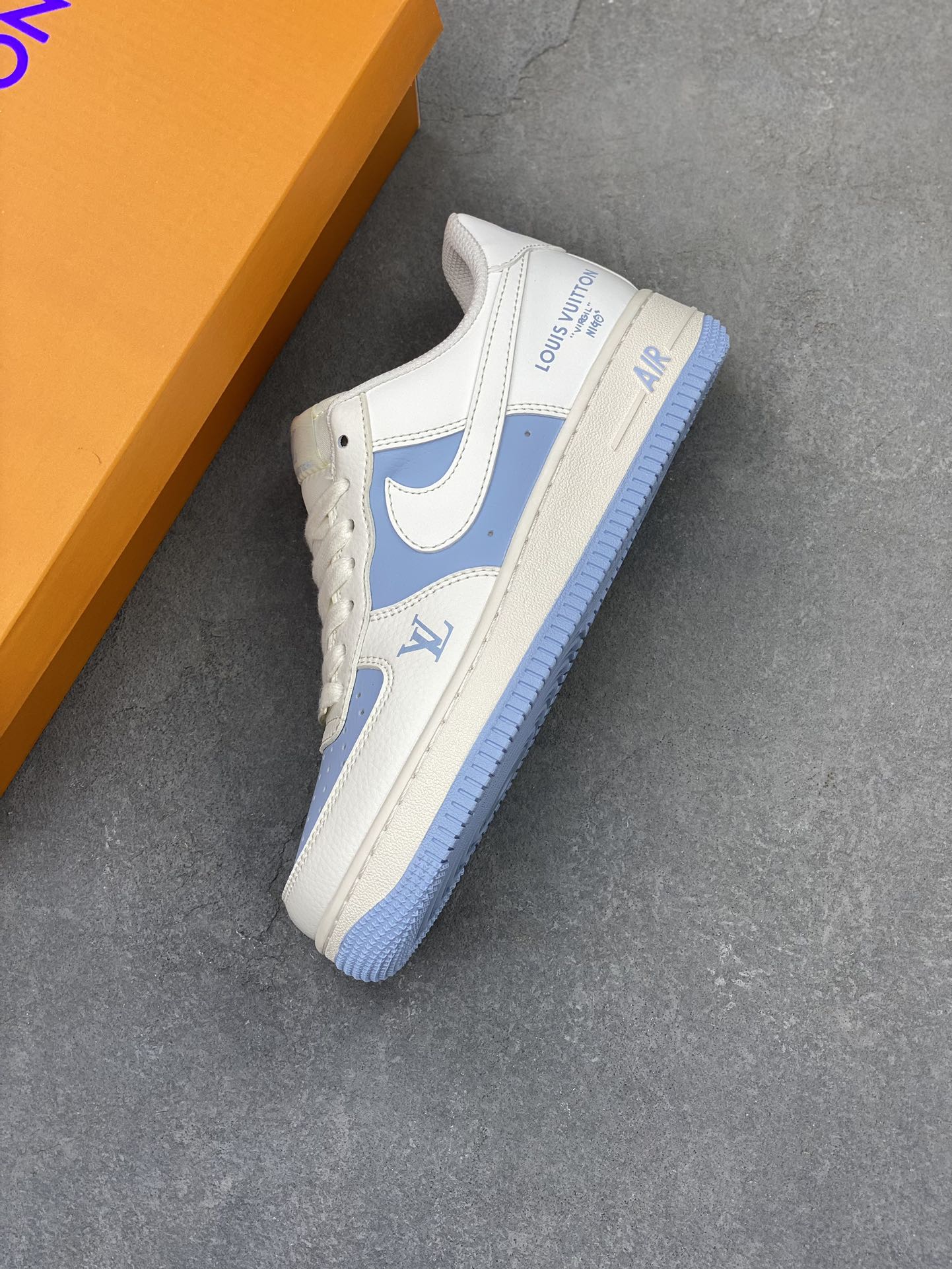 Nike Air Force 1 '07 Low Louis Vuitton Collab - White/Ice Blue Sneakers 8 i1721161751 5548 3