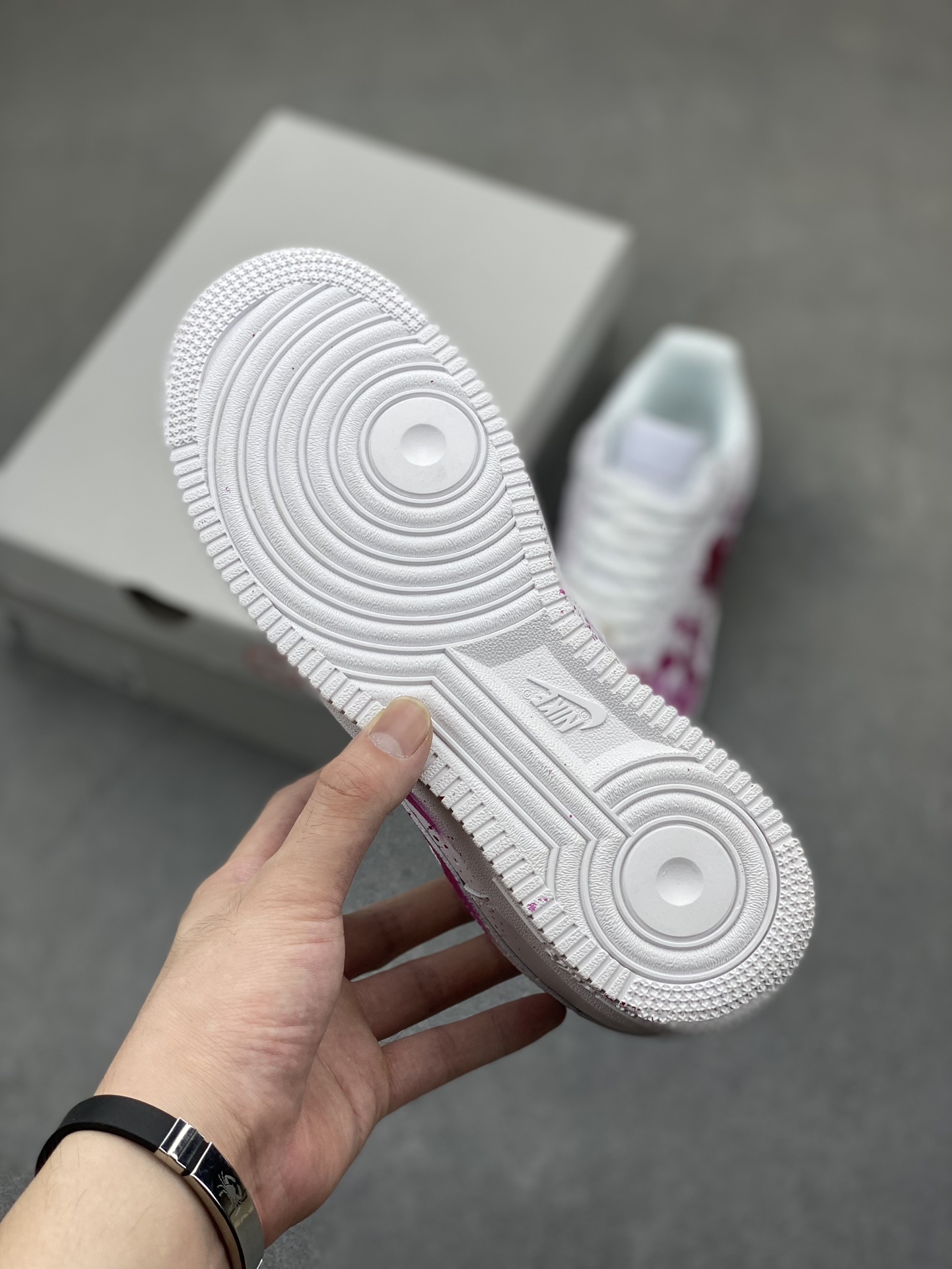 Nike Air Force 1 '07 Low Custom Anime Graffiti Sneakers - White/Pink 7 i1721162204 6927 0