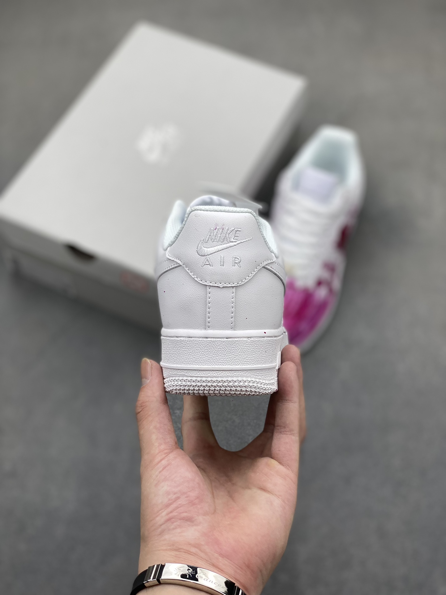 Nike Air Force 1 '07 Low Custom Anime Graffiti Sneakers - White/Pink 5 i1721162204 7882 1