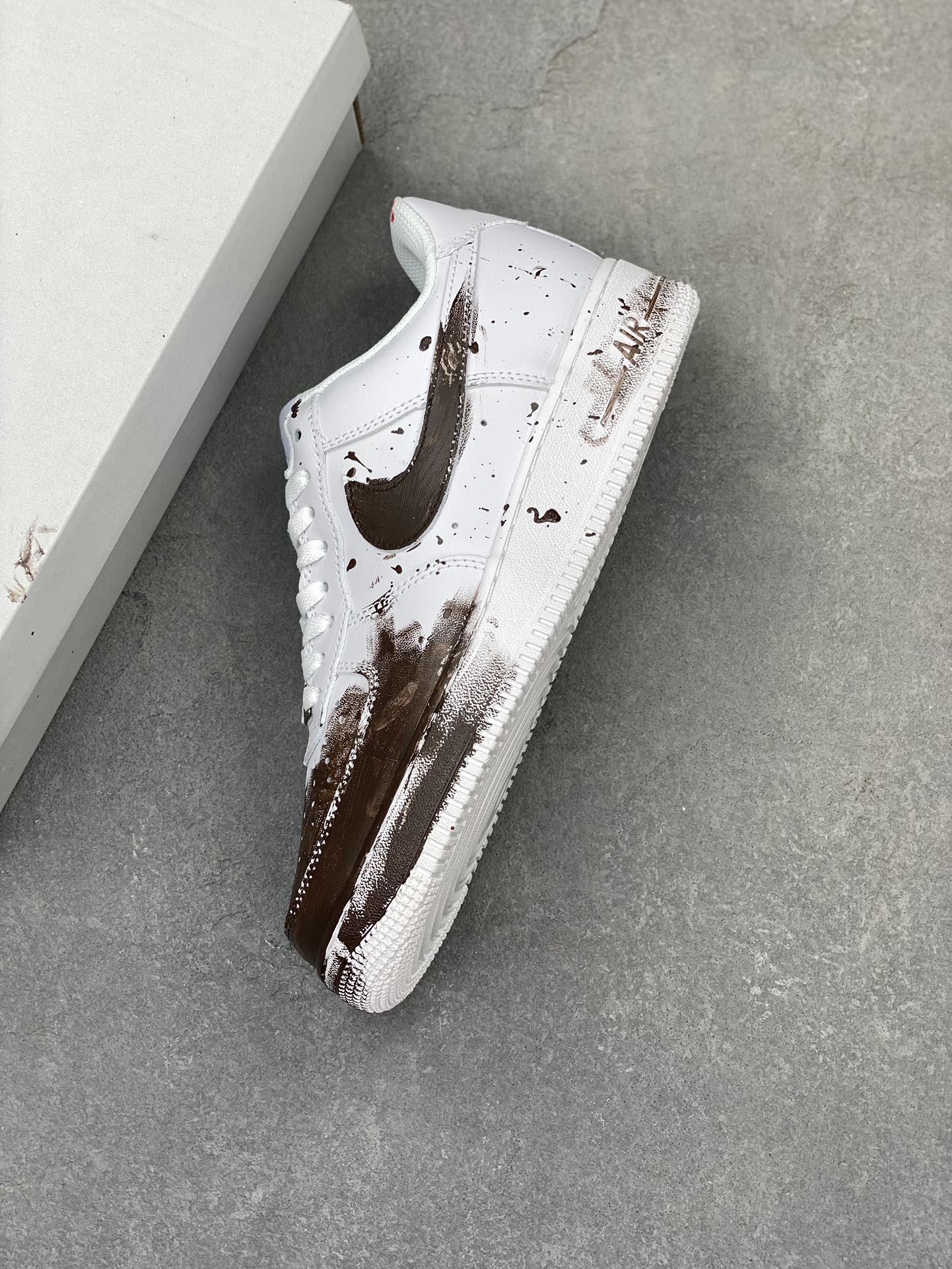 Nike Air Force 1 '07 Low Custom Anime Graffiti Sneakers - White/Brown 8 i1721162286 2035 7