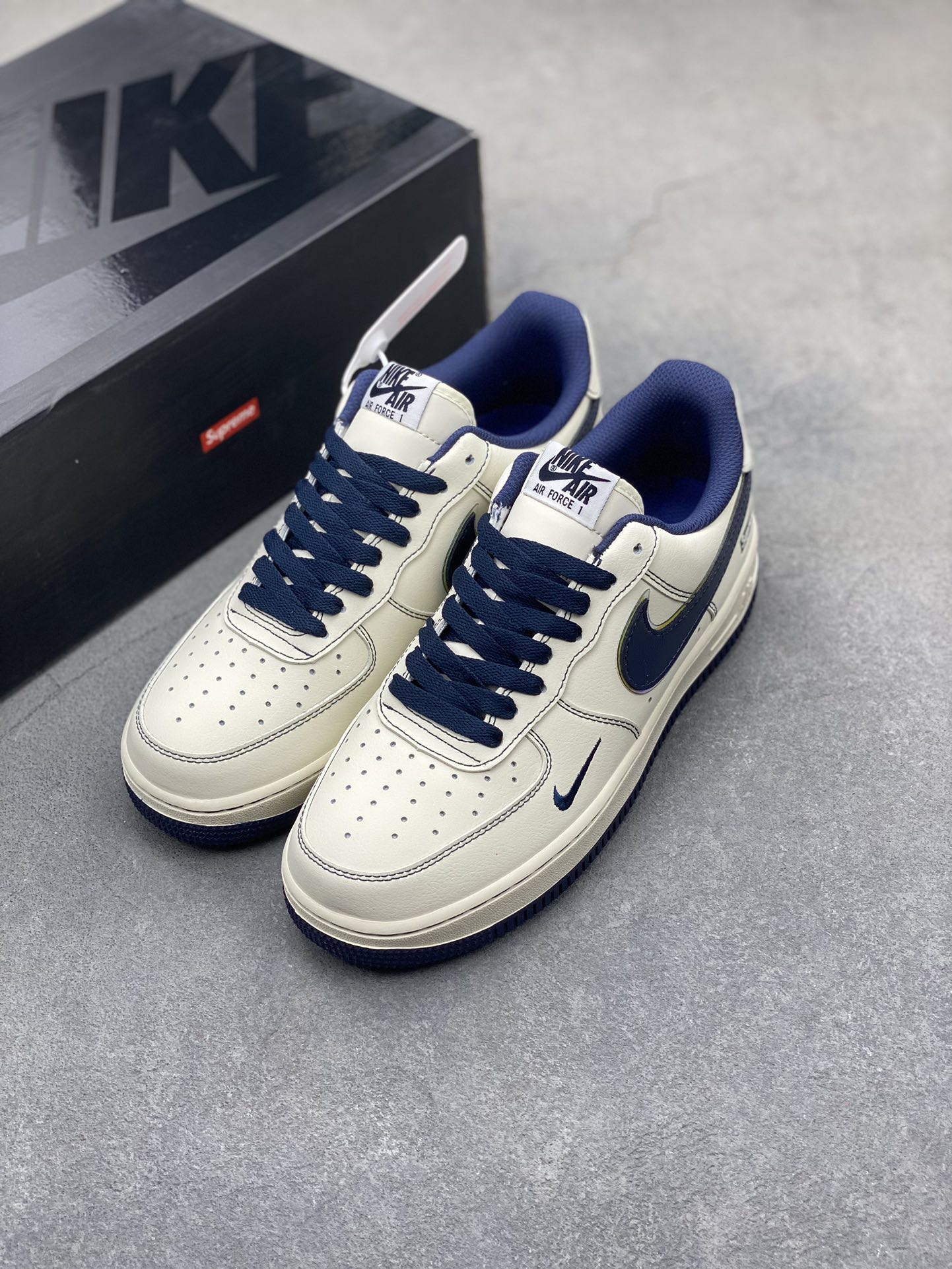 Nike Air Force 1 '07 Low Supreme White Blue Silver Casual Sneakers 9 i1721239781 3543 7