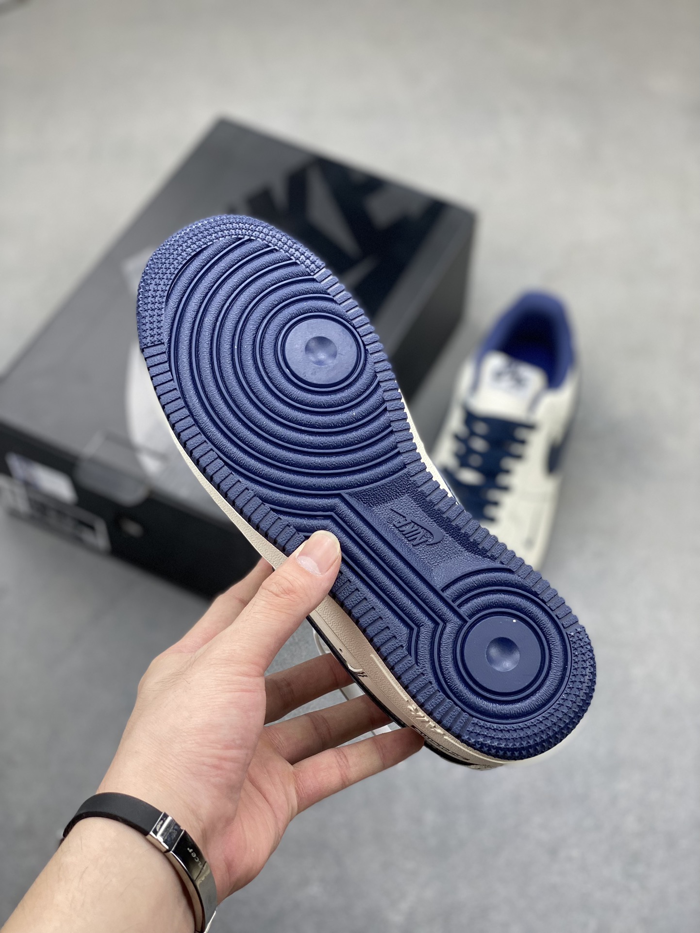 Nike Air Force 1 '07 Low Supreme White Blue Silver Casual Sneakers 7 i1721239781 5344 2