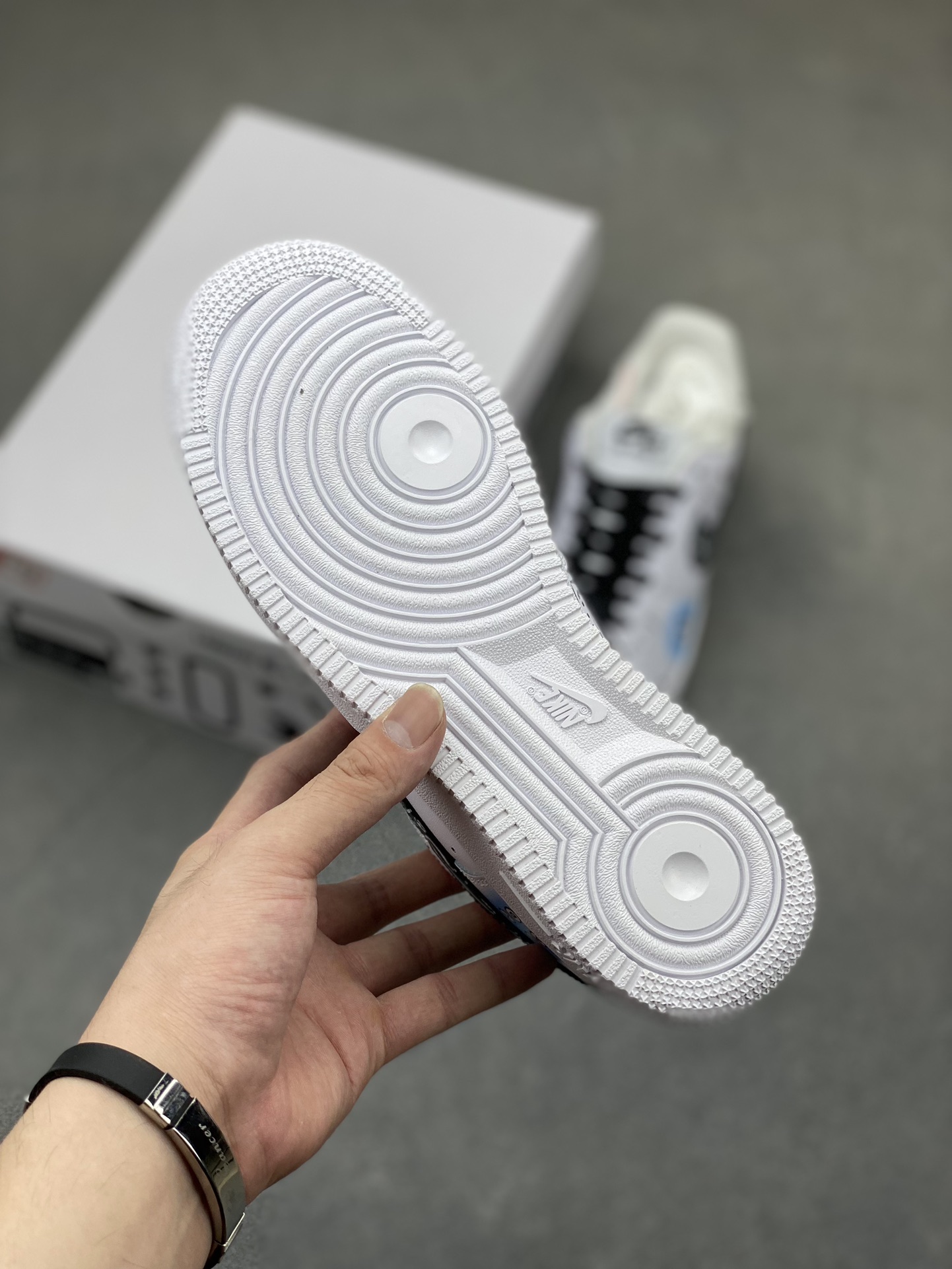 Nike Air Force 1 Low '07 PS5 Custom Sneakers - Pac-Man Edition 7 i1721239819 5843 1