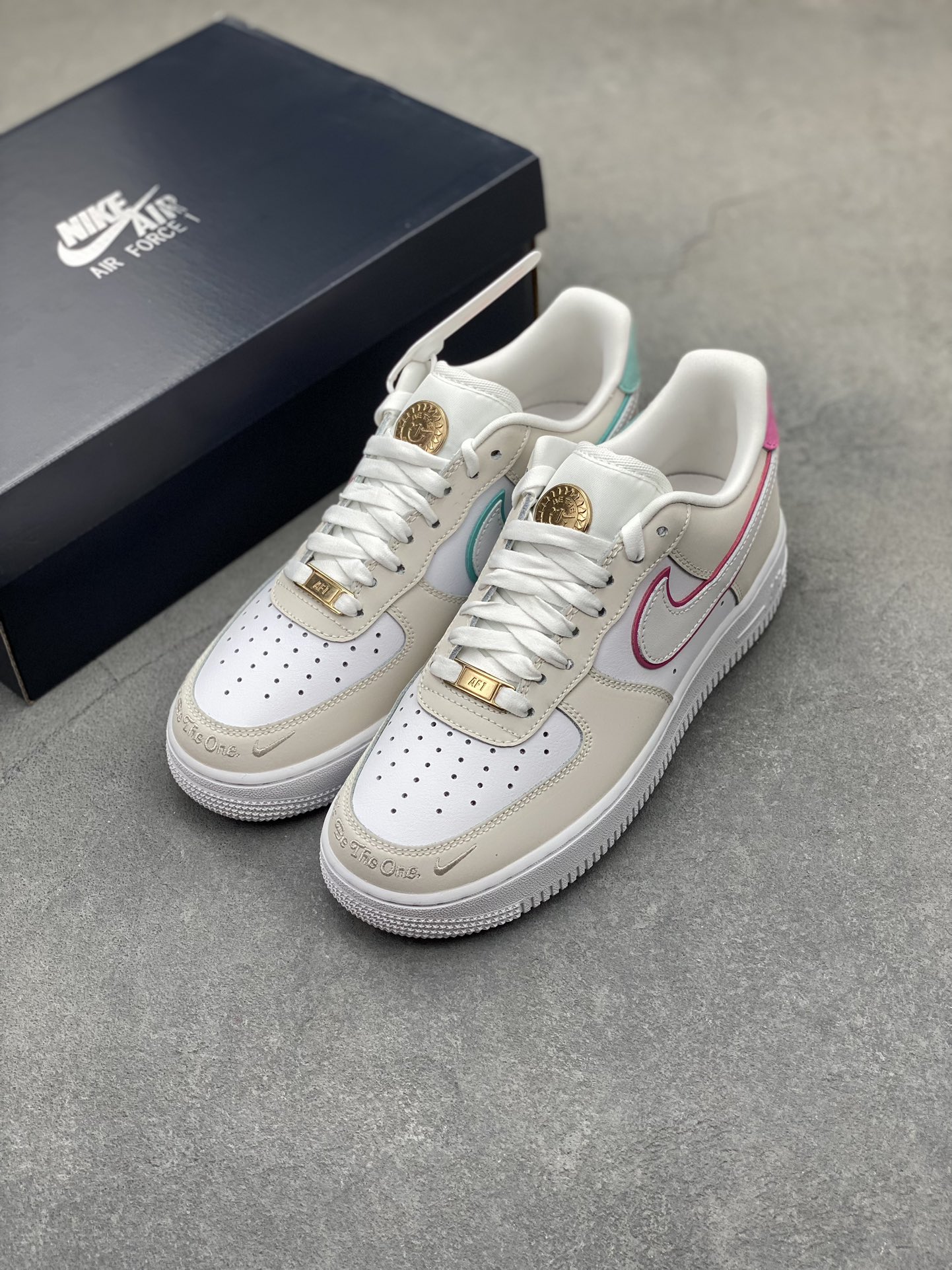 Nike Air Force 1 Low: Versatile, Comfortable Sneakers for Everyday Wear 9 i1721331001 8614 3