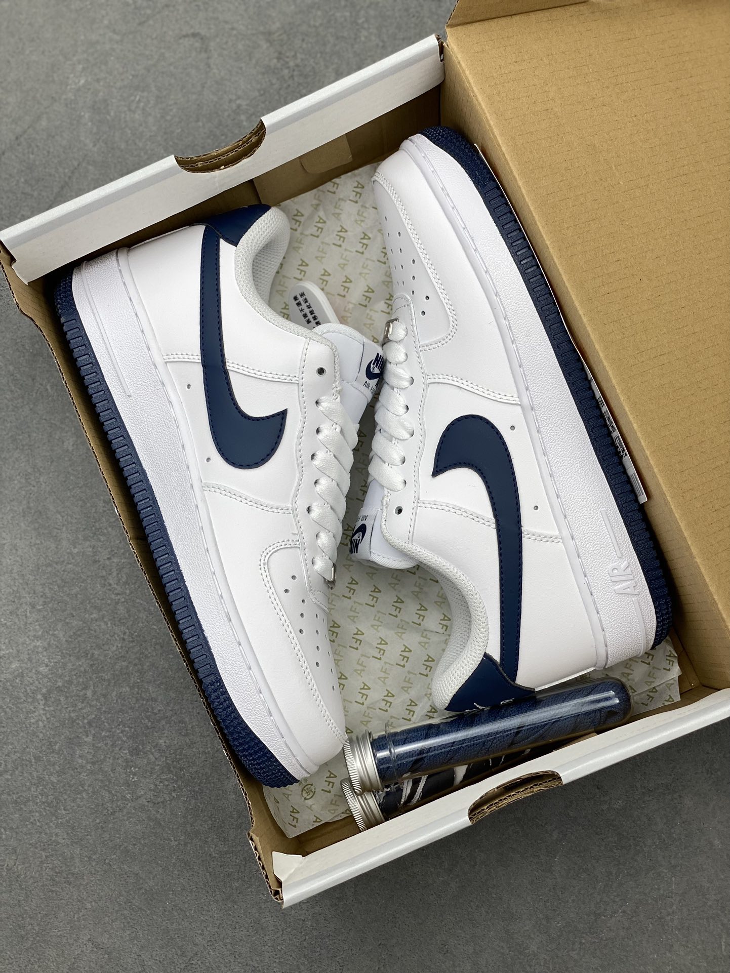 Nike Air Force 1 Low White Midnight Navy Men's Sneakers FJ4146-104 10 i1721331067 4752 1