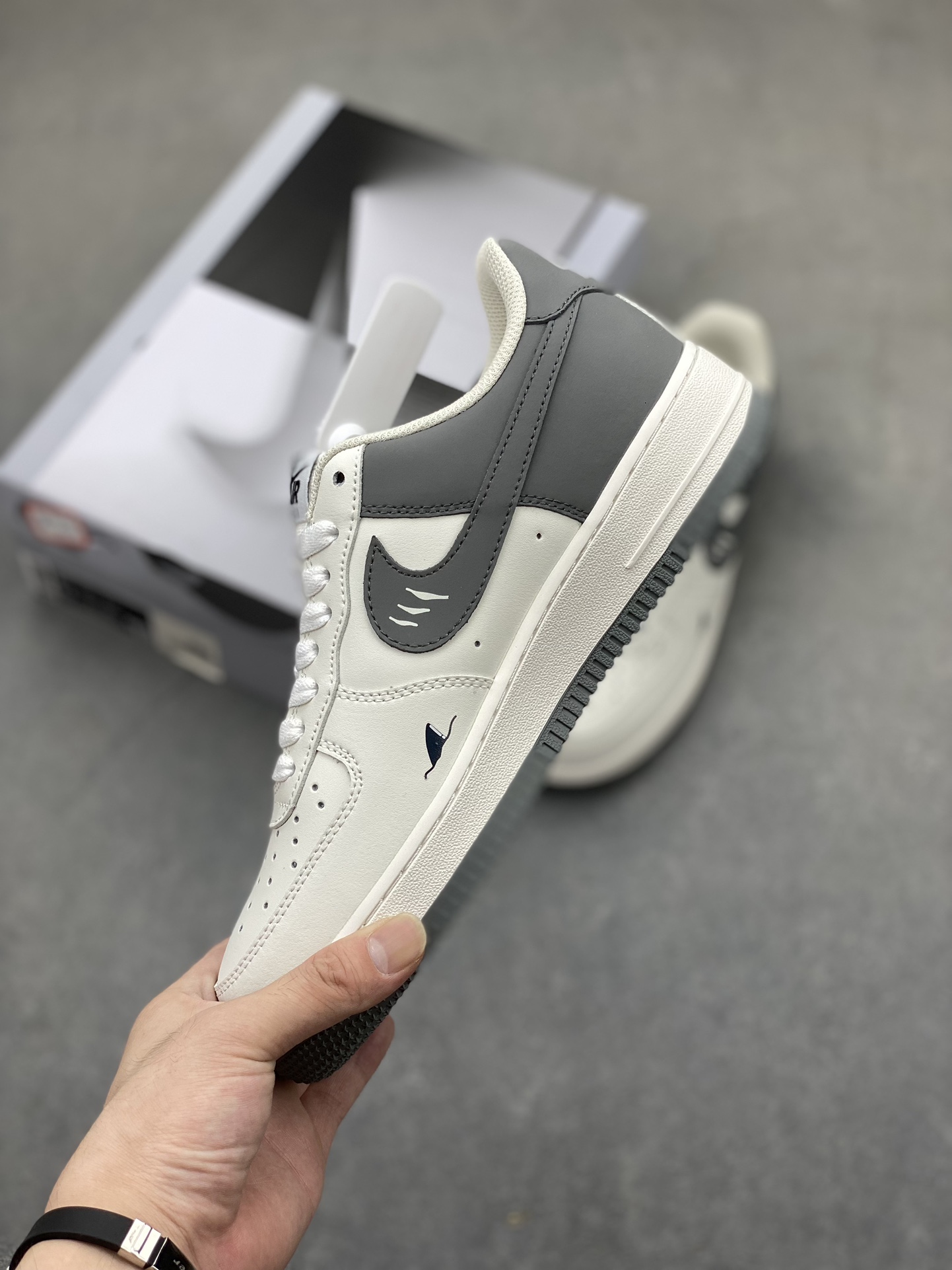 Nike Air Force 1 '07 Low "Shark" Casual Sneakers DB3301-220 4 i1721331121 5895 2