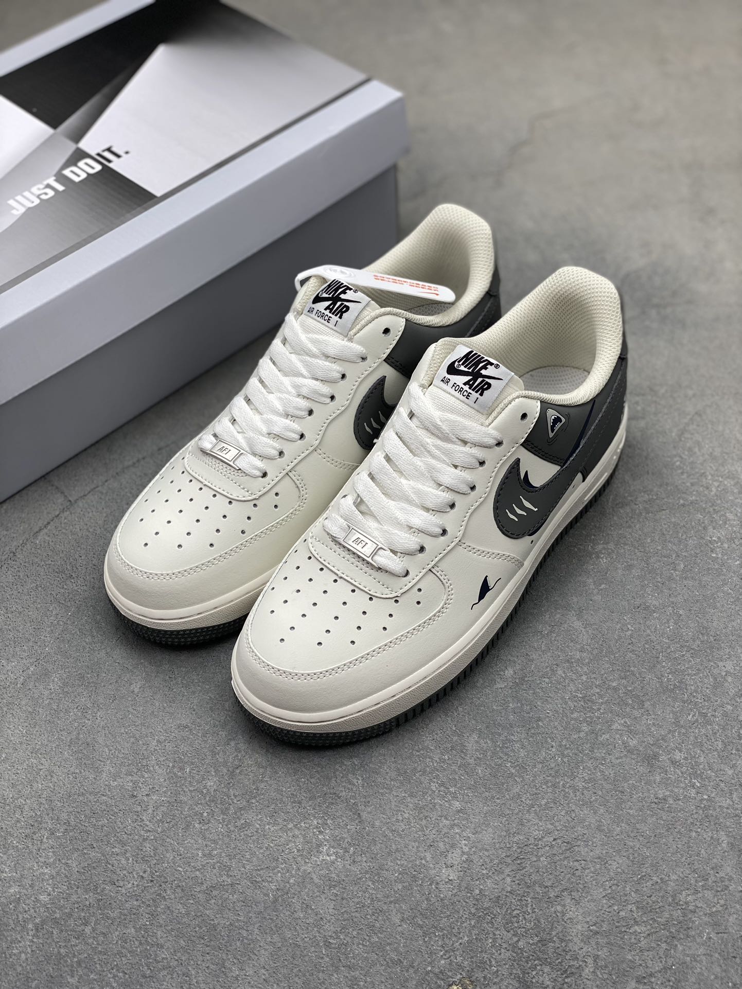 Nike Air Force 1 '07 Low "Shark" Casual Sneakers DB3301-220 9 i1721331121 9453 1
