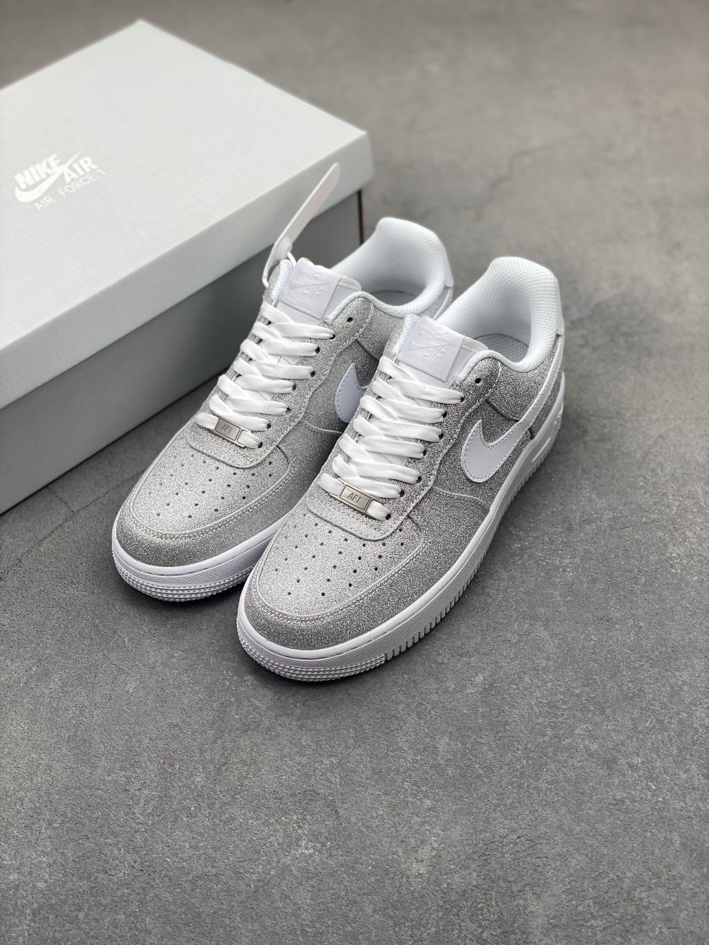 Nike Air Force 1 '07 Low-Top Casual Sneakers - CW2288-002 9 i1721331303 238 6