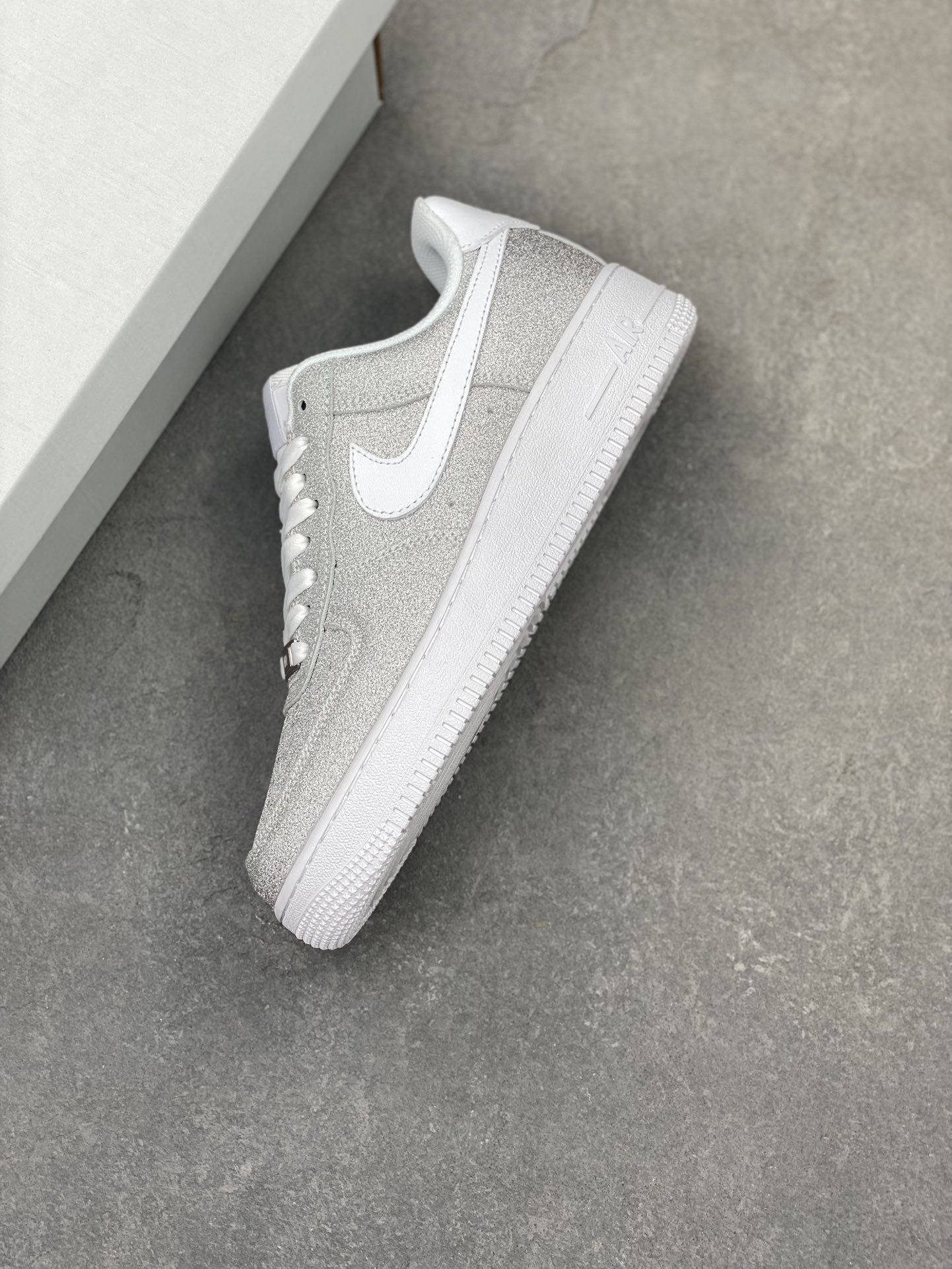 Nike Air Force 1 '07 Low-Top Casual Sneakers - CW2288-002 8 i1721331303 6622 4