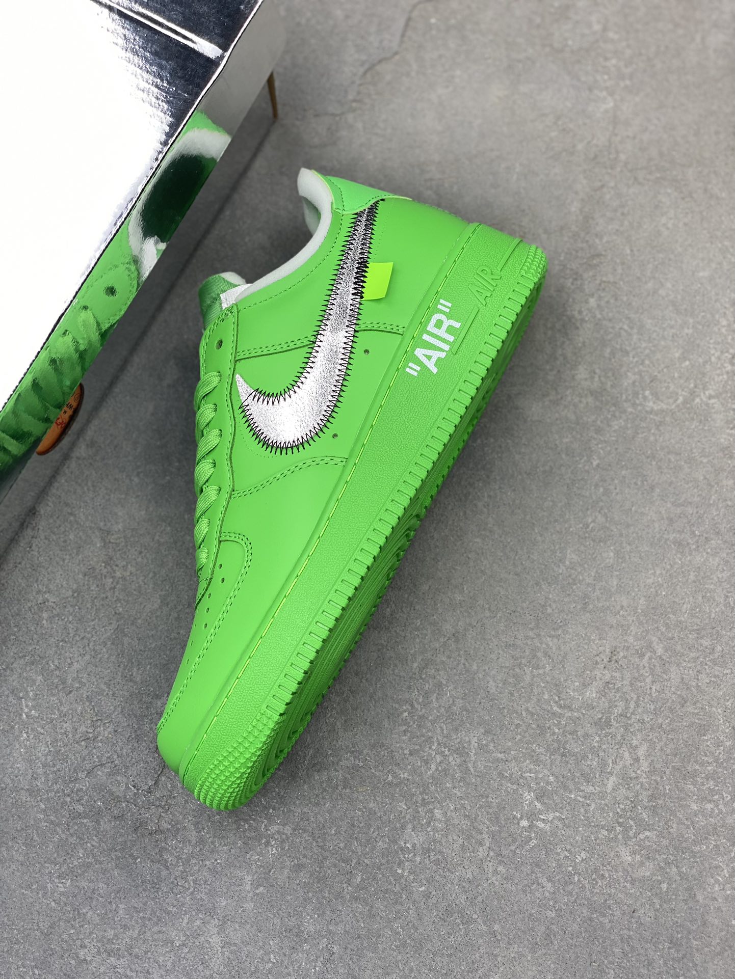 Nike Air Force 1 Low Off-White Green Silver DX1419-300 8 i1721588201 6998 6