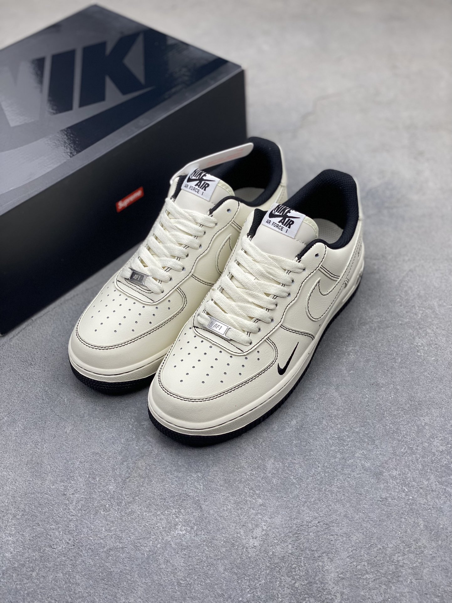 Nike Air Force 1 '07 Low Supreme Casual Sneakers 9 i1721588441 6545 1
