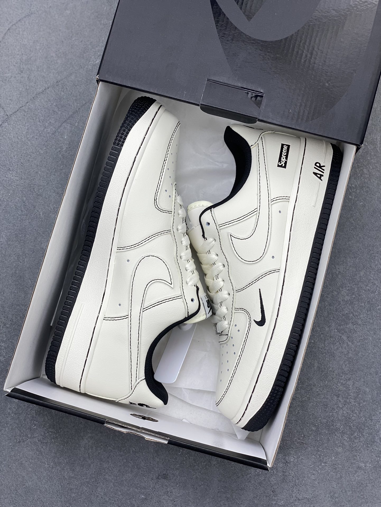Nike Air Force 1 '07 Low Supreme Casual Sneakers 10 i1721588441 8702 2