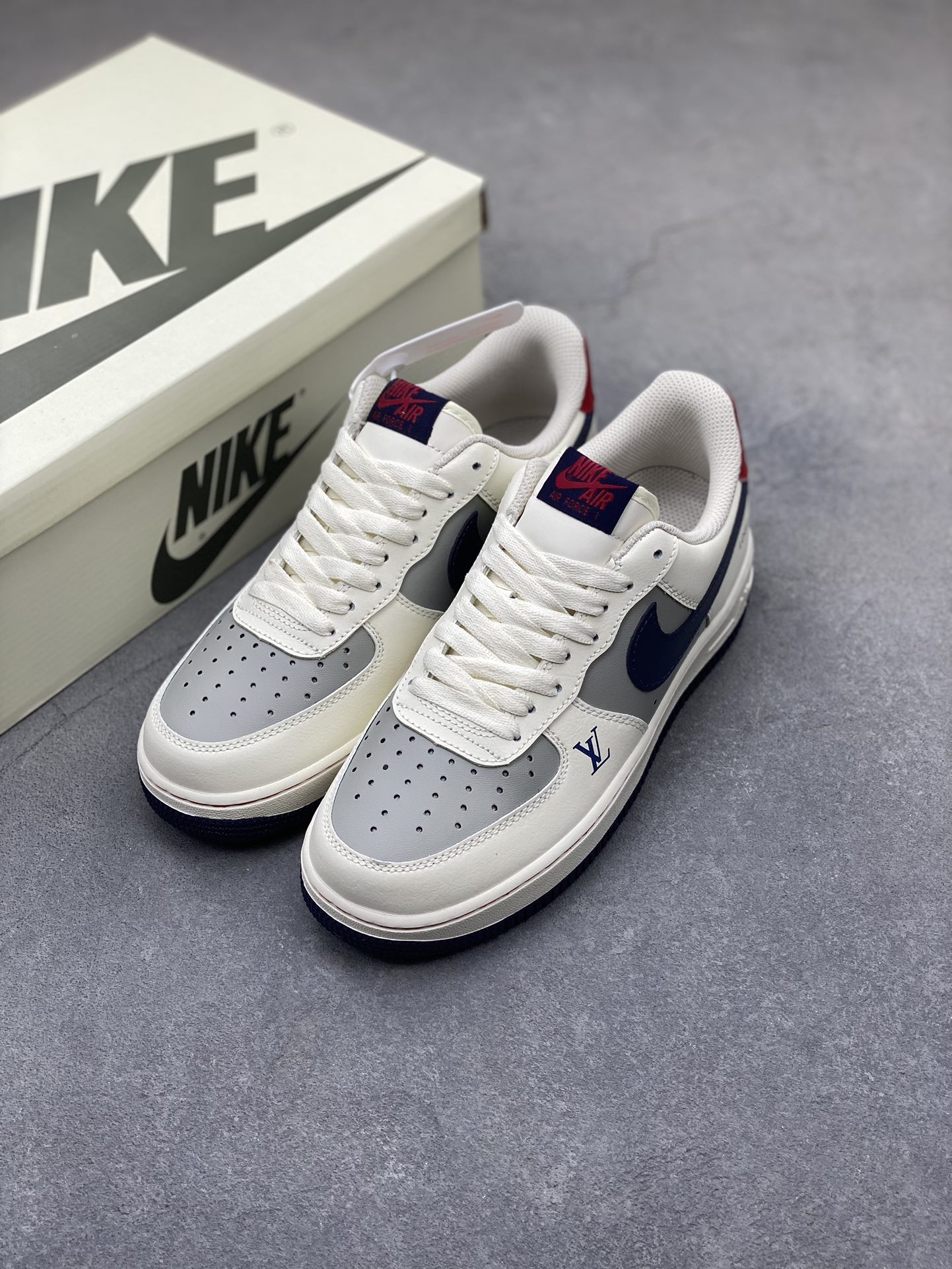 Nike Air Force 1 '07 Low Custom Leather Casual Sneakers - Limited Edition 9 i1721588718 9225 4
