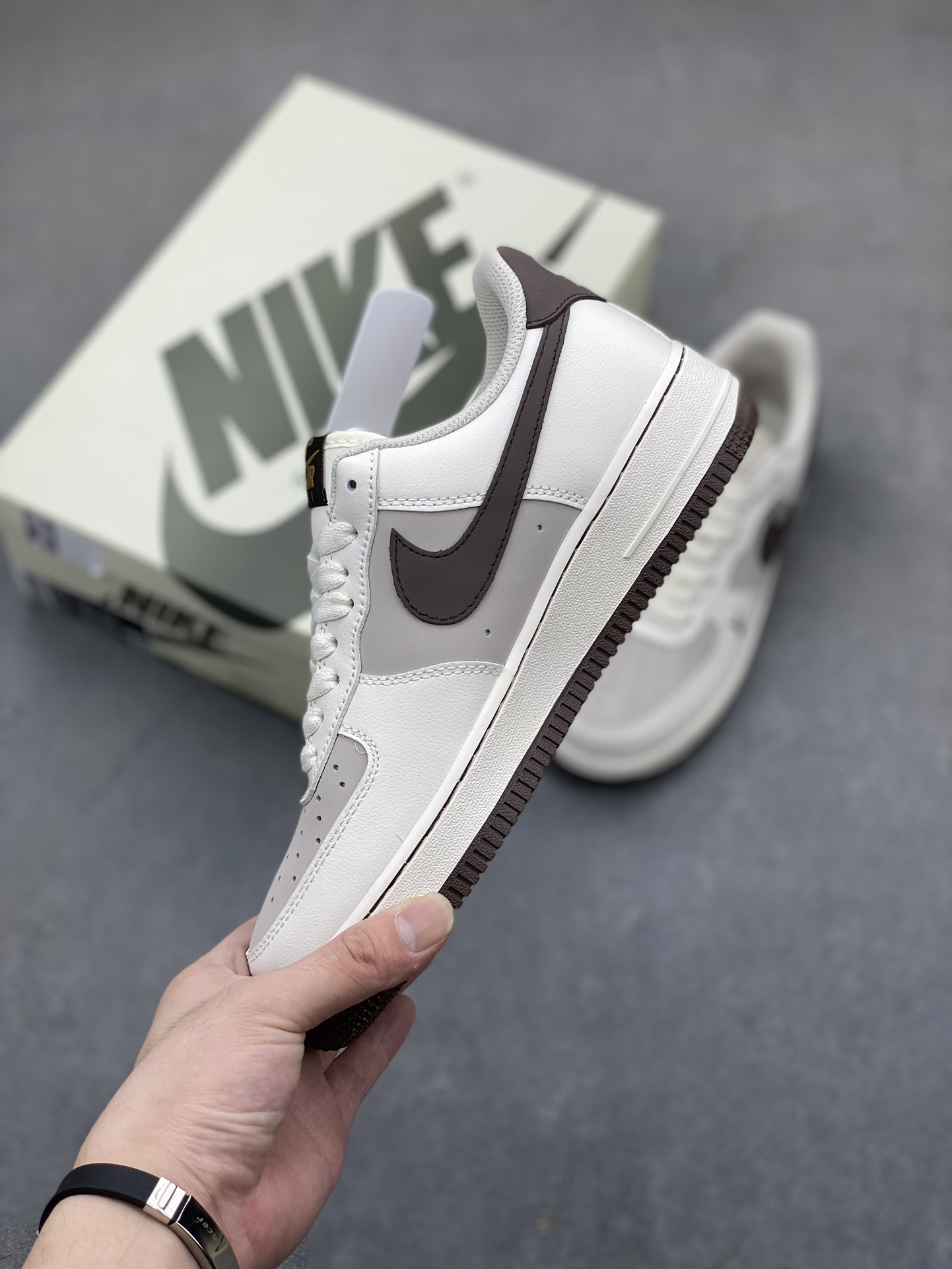Nike Air Force 1 '07 Low Custom Leather Casual Sneakers - Louis Vuitton 4 i1721588763 6803 5
