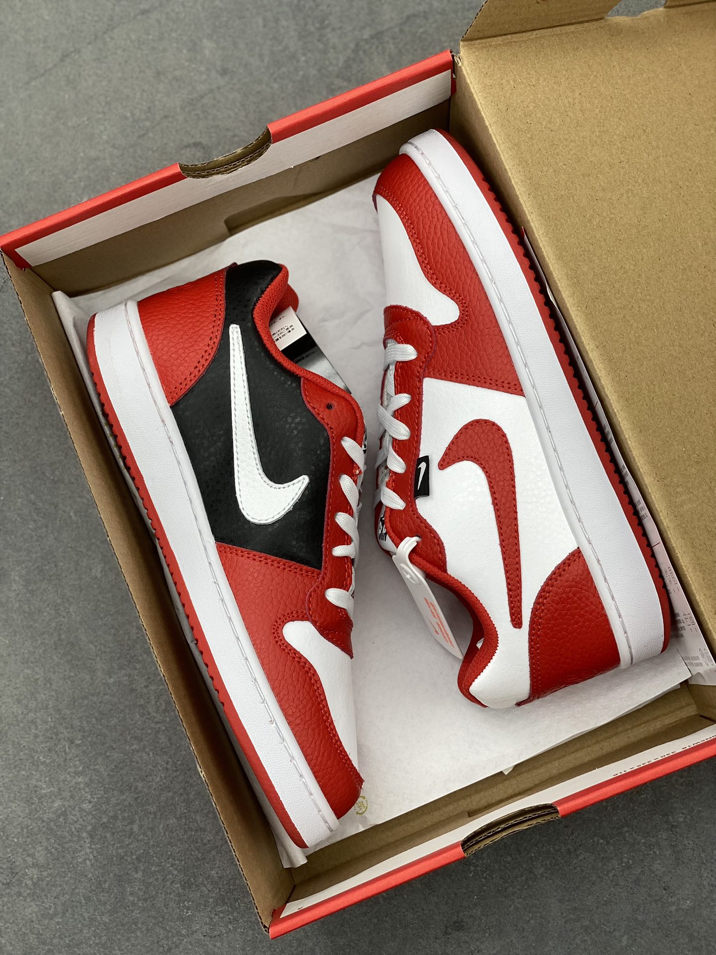 Nike Ebernon Low PRM White/Red: Stylish, Versatile, & Breathable Sneakers 10 i1721588819 8928 0