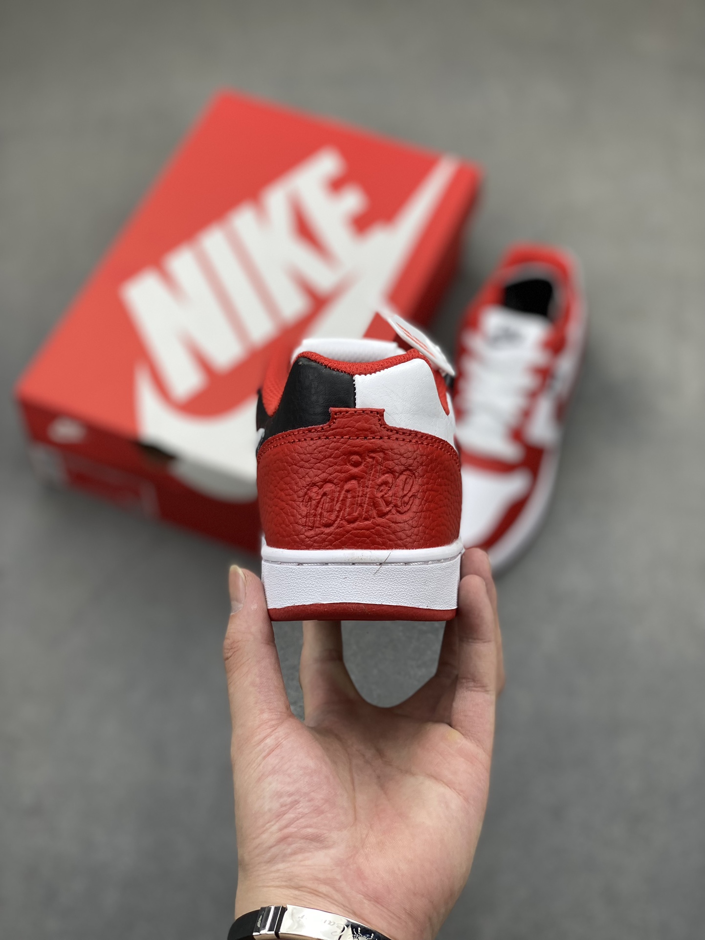 Nike Ebernon Low PRM White/Red: Stylish, Versatile, & Breathable Sneakers 5 i1721588820 3173 8