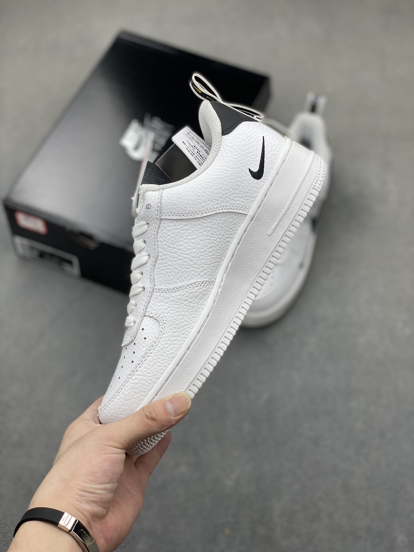Nike Air Force 1 '07: Low-Top Casual Sneakers - Style & Comfort Combined 4 i1721588882 8017 2
