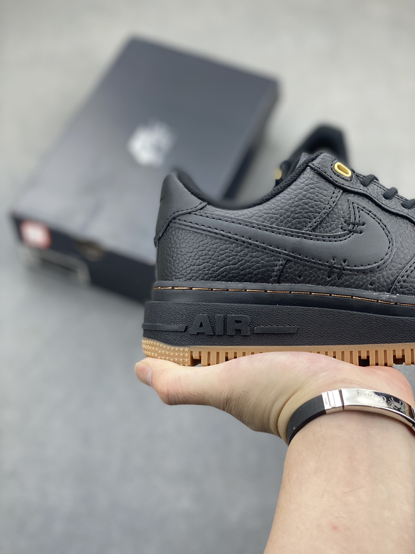 Nike Air Force 1 Low Black Leather Casual Sneakers DB4109-001 6 i1722024888 1773 1
